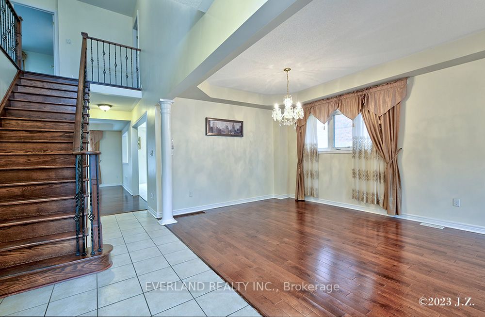 239 Ray Snow Boulevard
