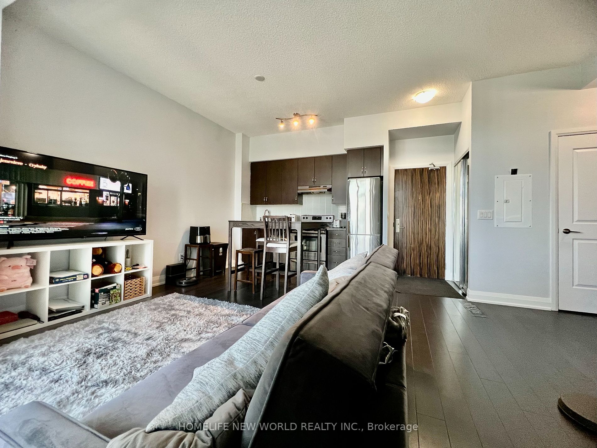 8763 Bayview Ave, #316