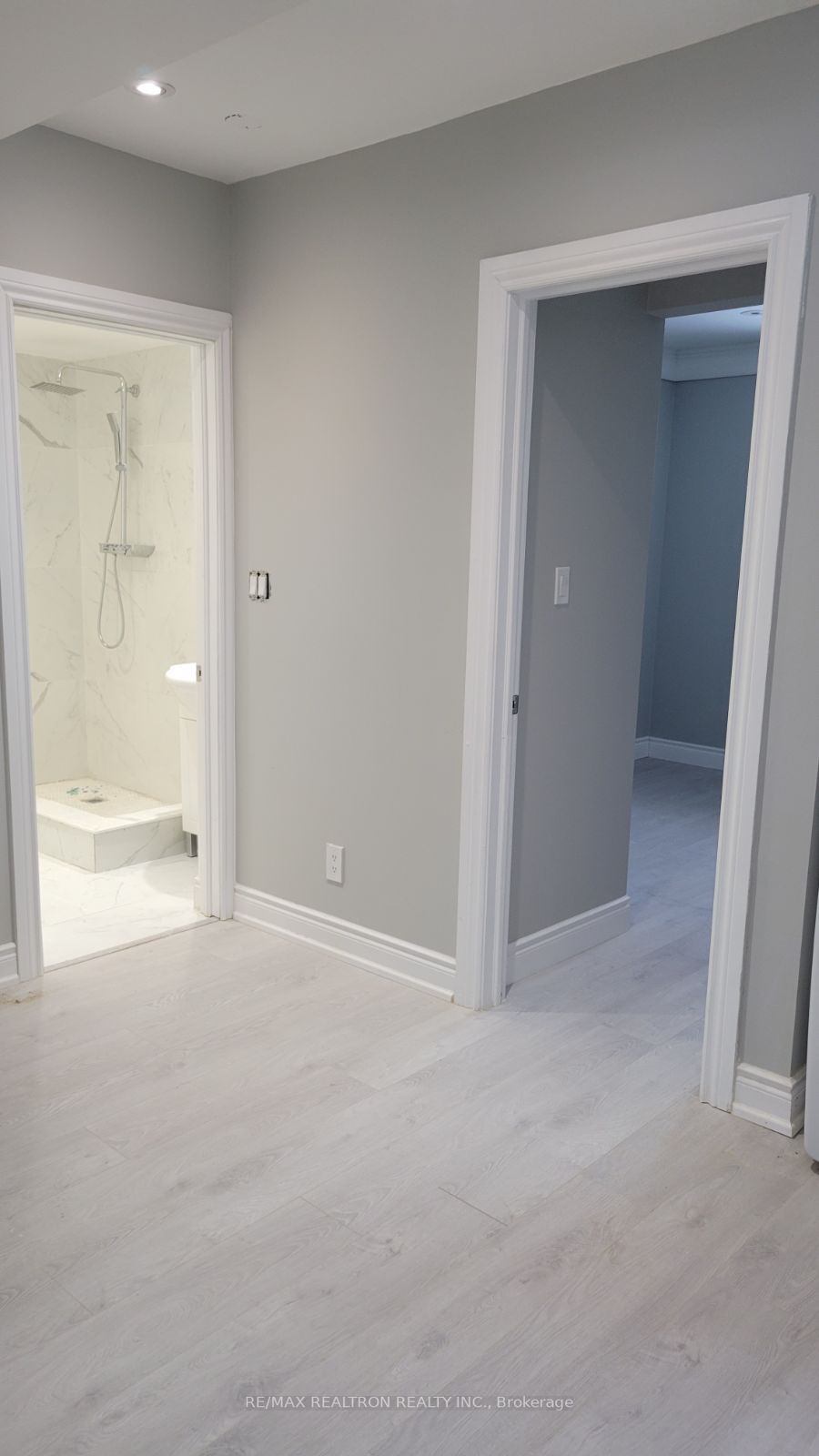 48 Imperial Cres