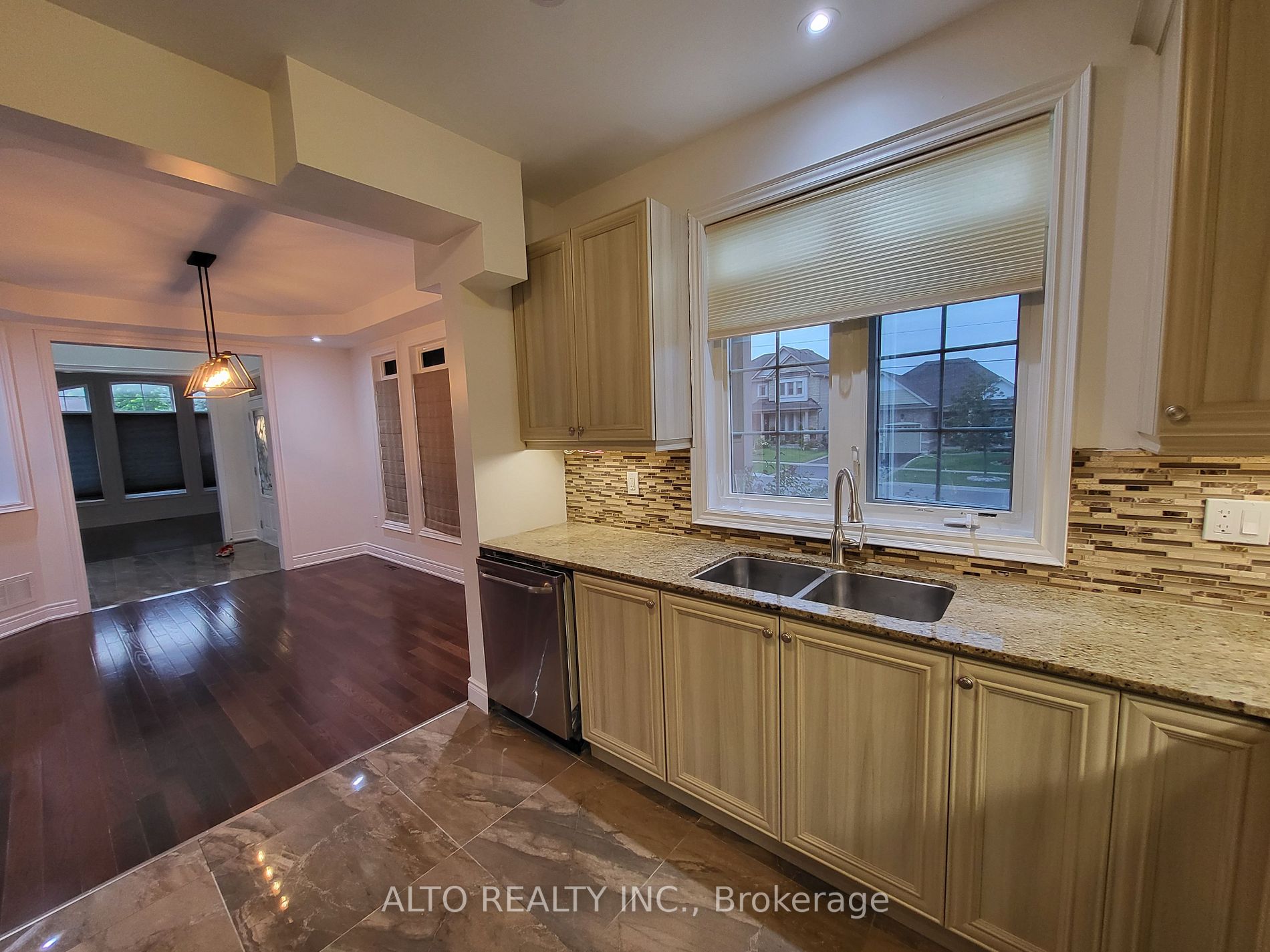 2 Philson Crt