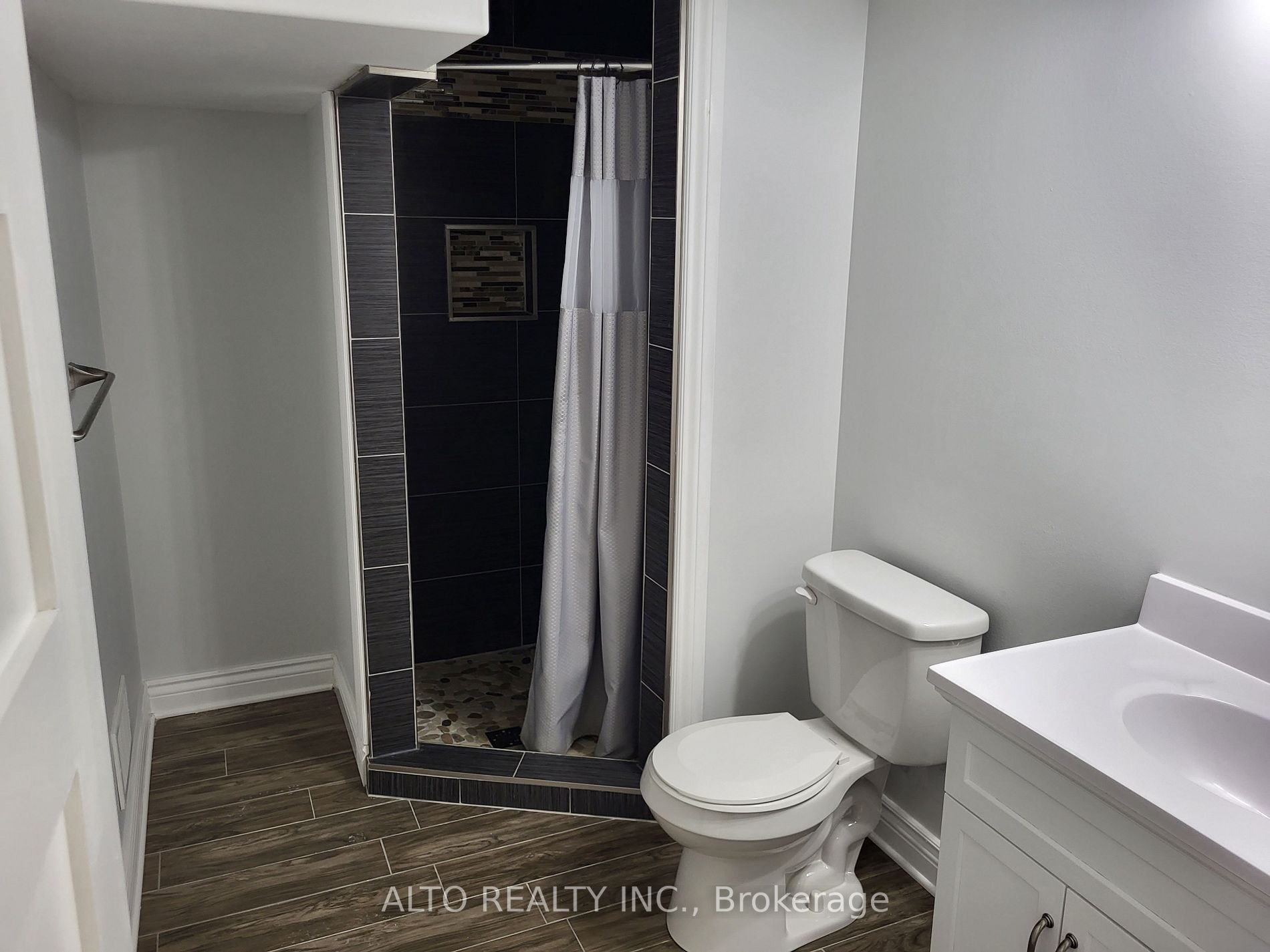 2 Philson Crt
