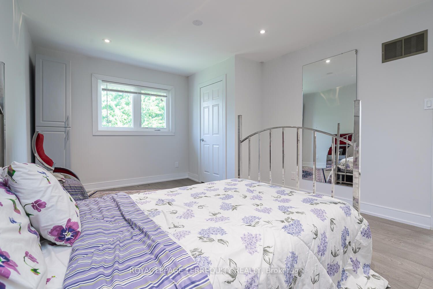 14 Lynngrove Crescent