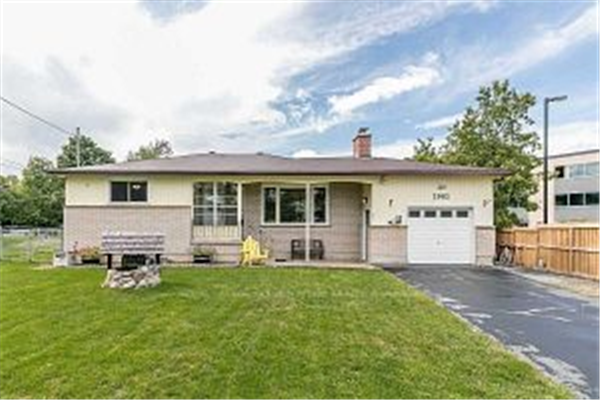 2082 Lea Rd, Innisfil