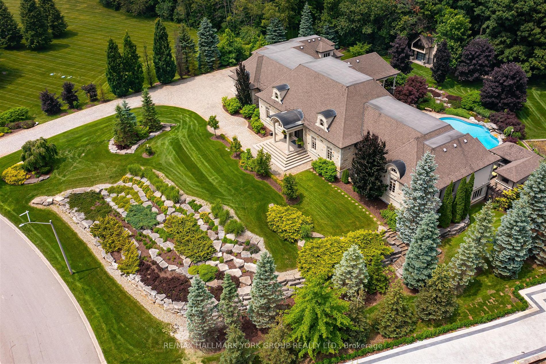 95 Eden Vale Dr
