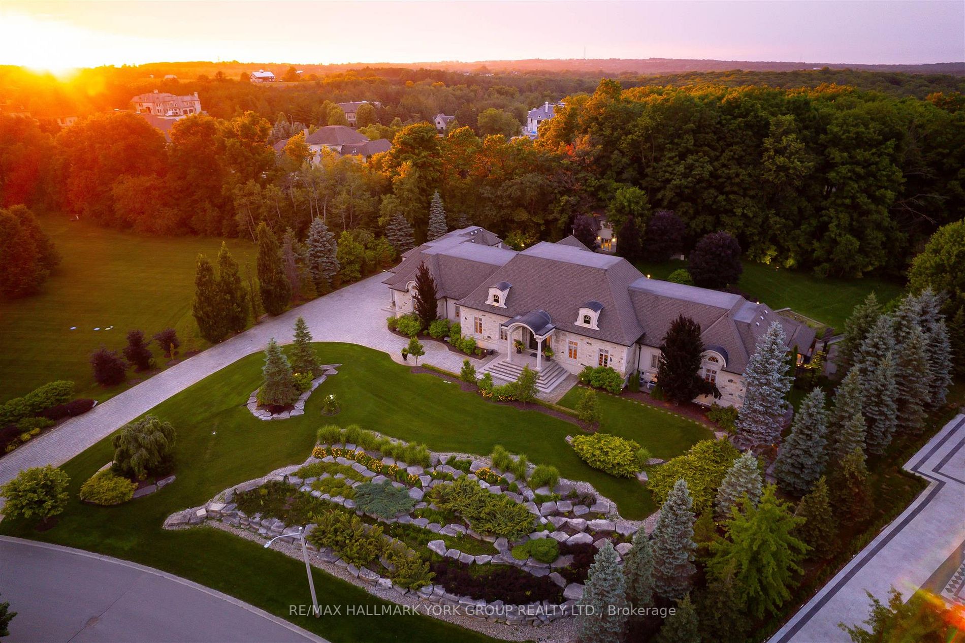 95 Eden Vale Dr