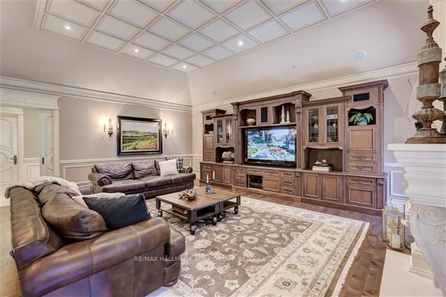 95 Eden Vale Dr