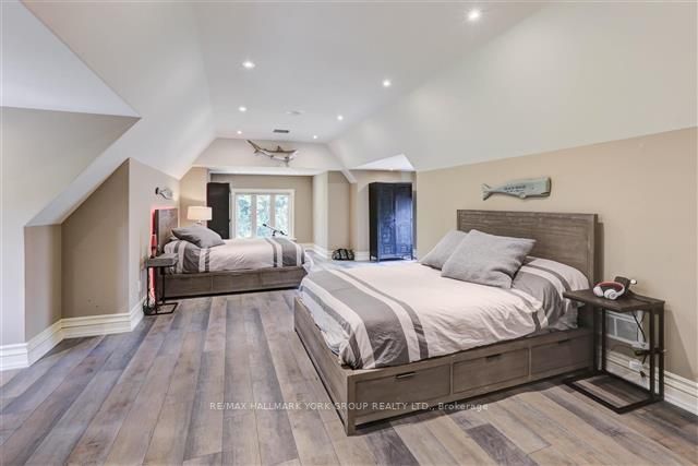 95 Eden Vale Dr