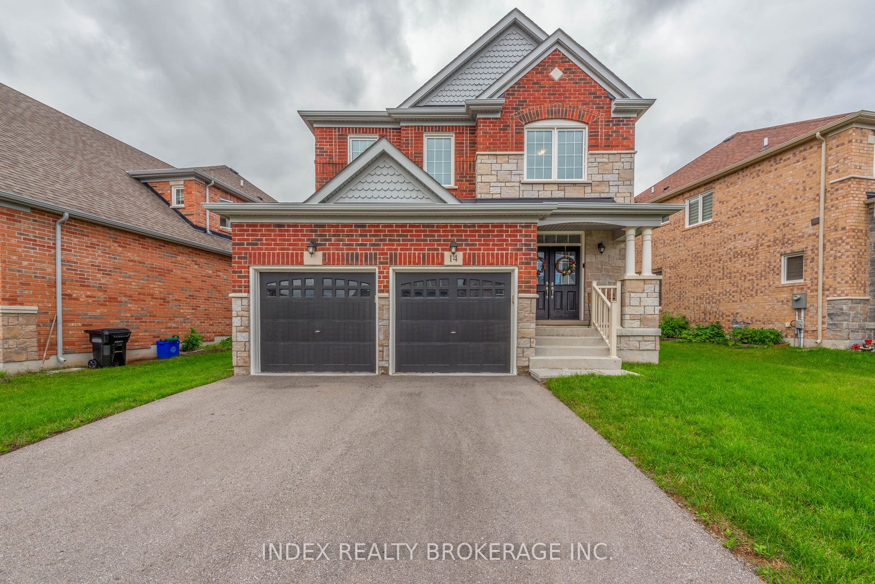 14 Empire Dr