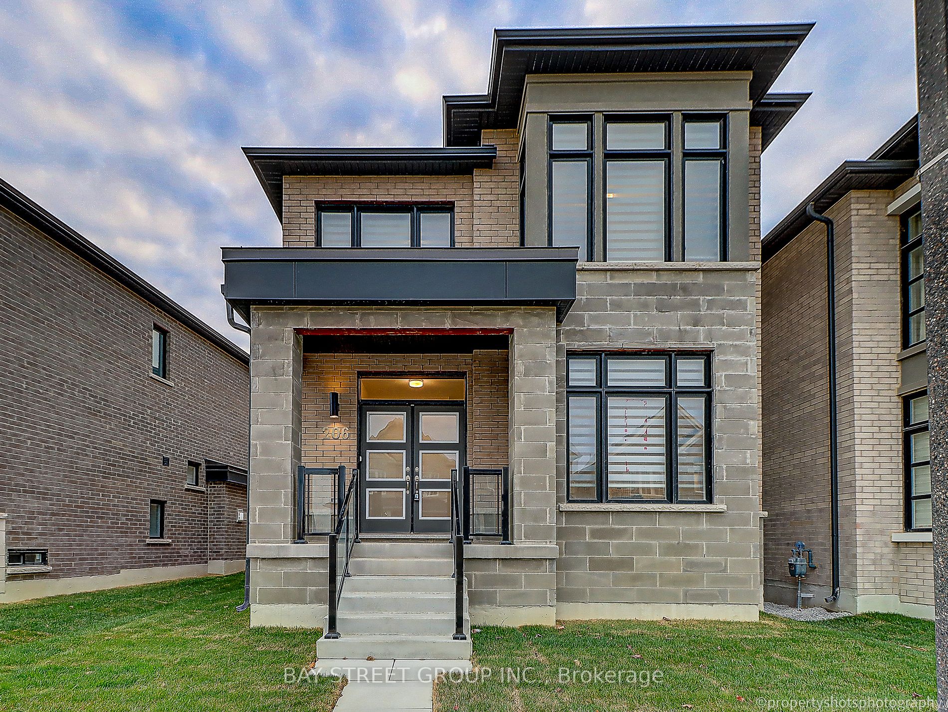 206 Webb Street