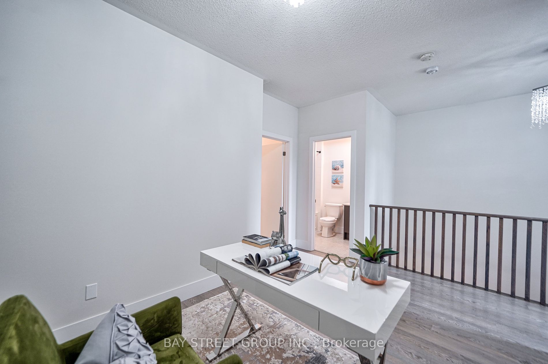 215 Elyse Crt