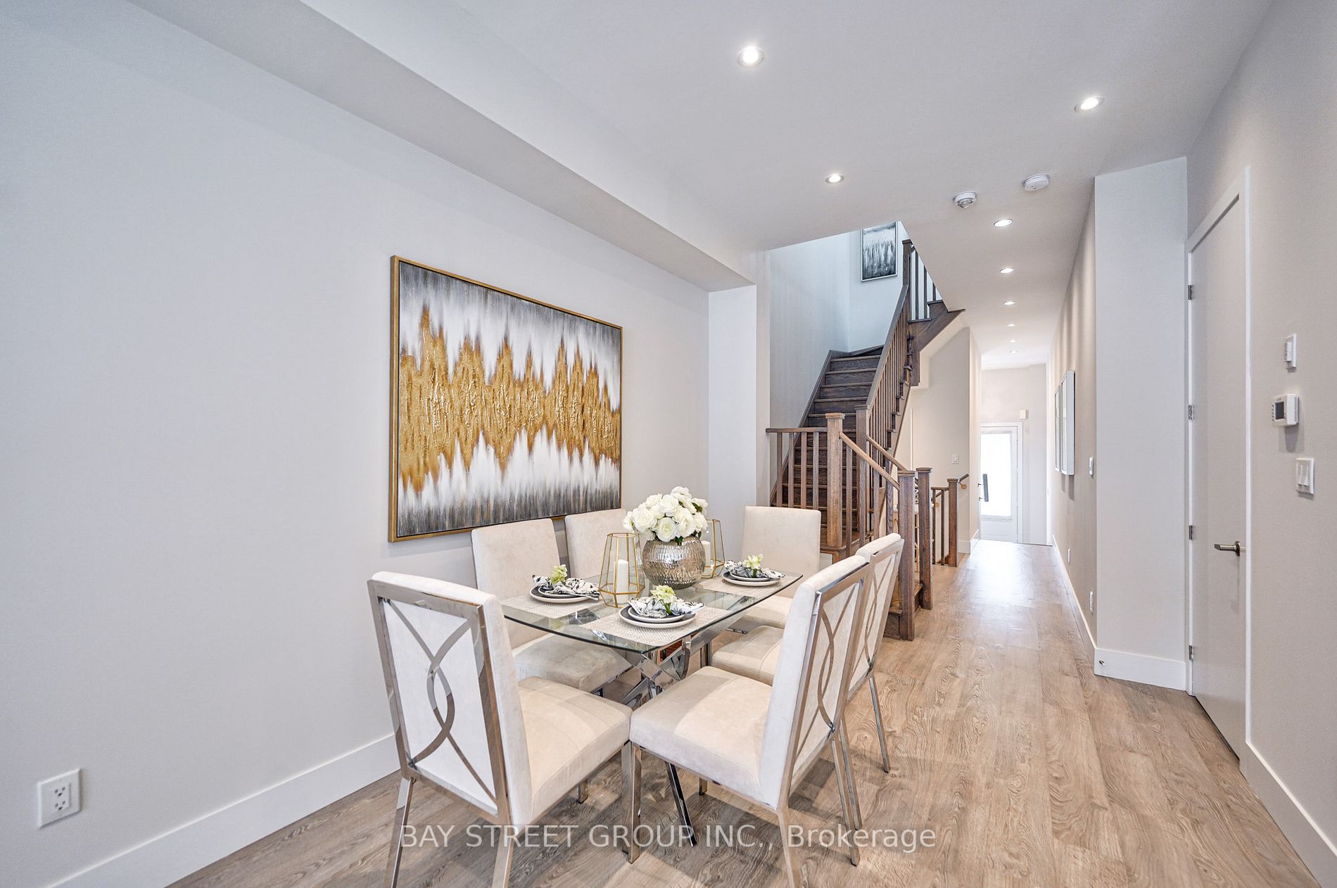 215 Elyse Crt