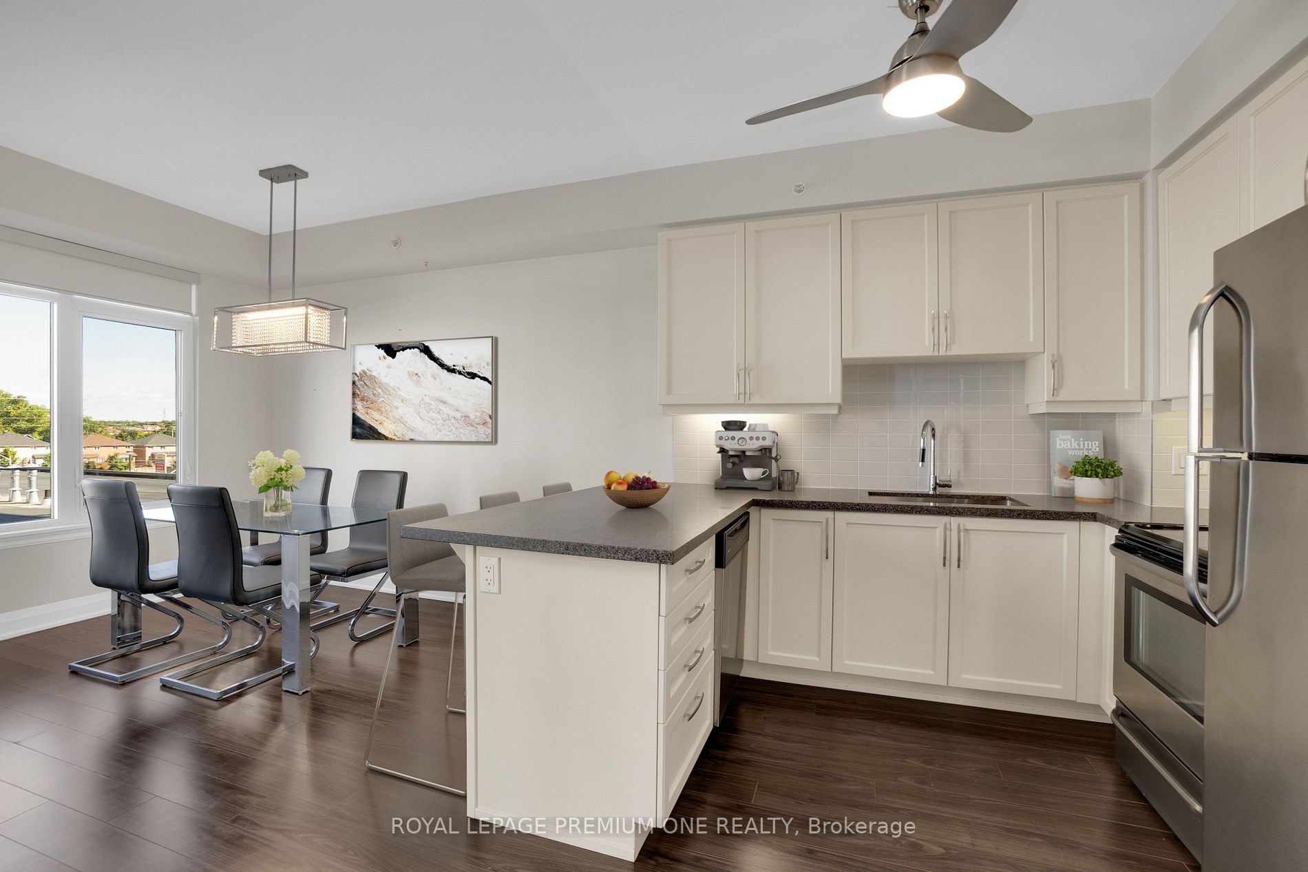 24 Woodstream Blvd, #310
