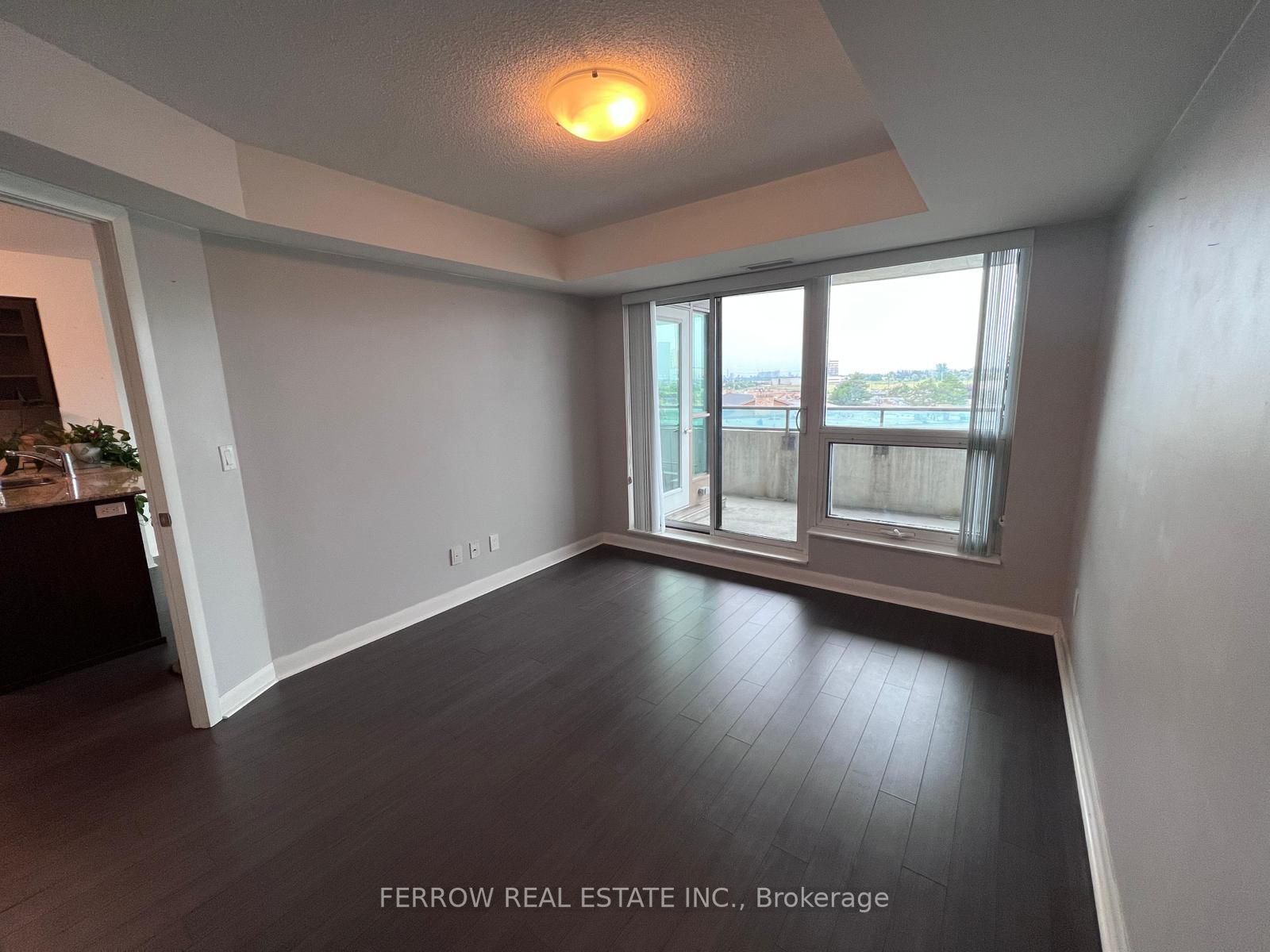 75 Norman Bethune Avenue #412