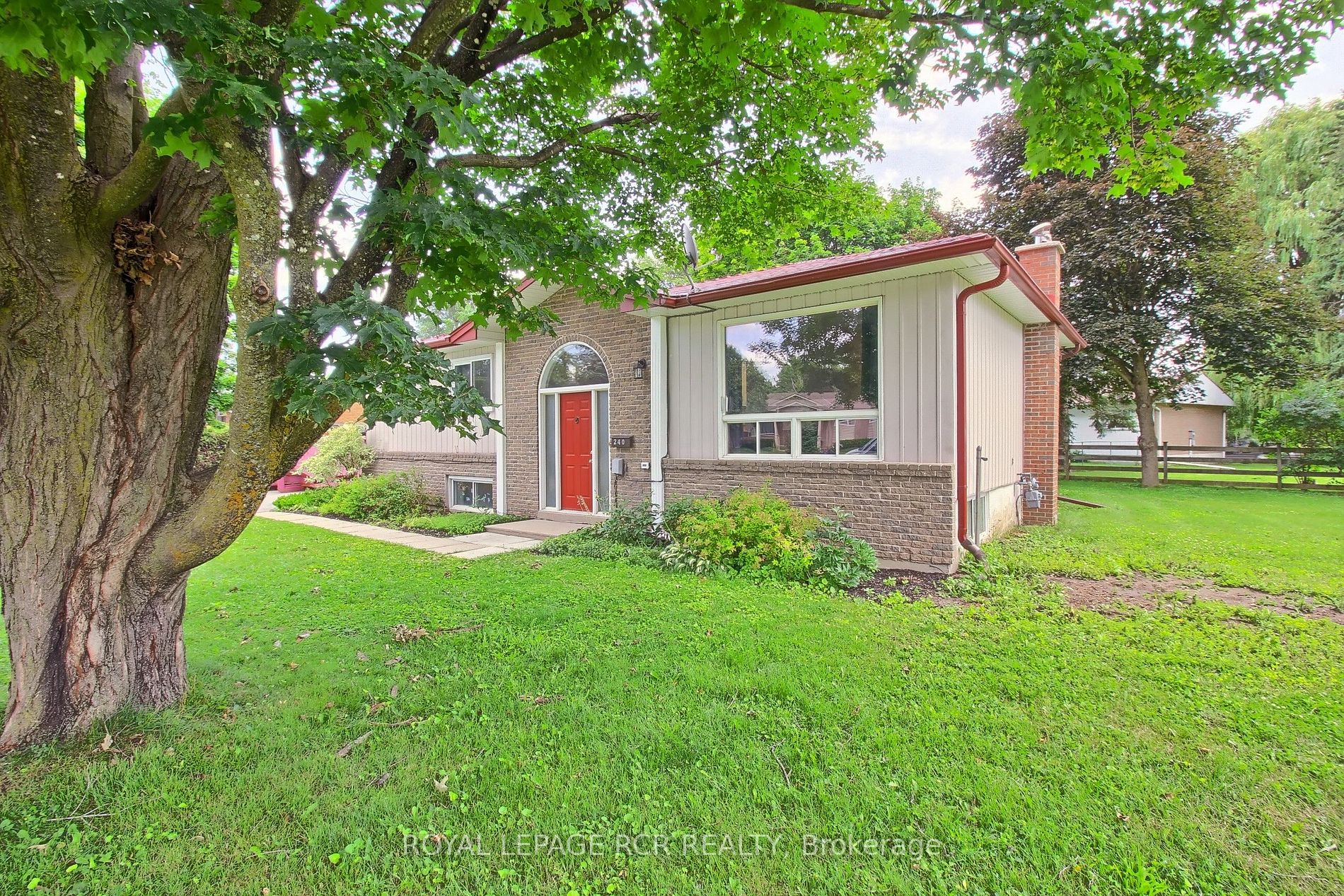 240 Sunset Crescent