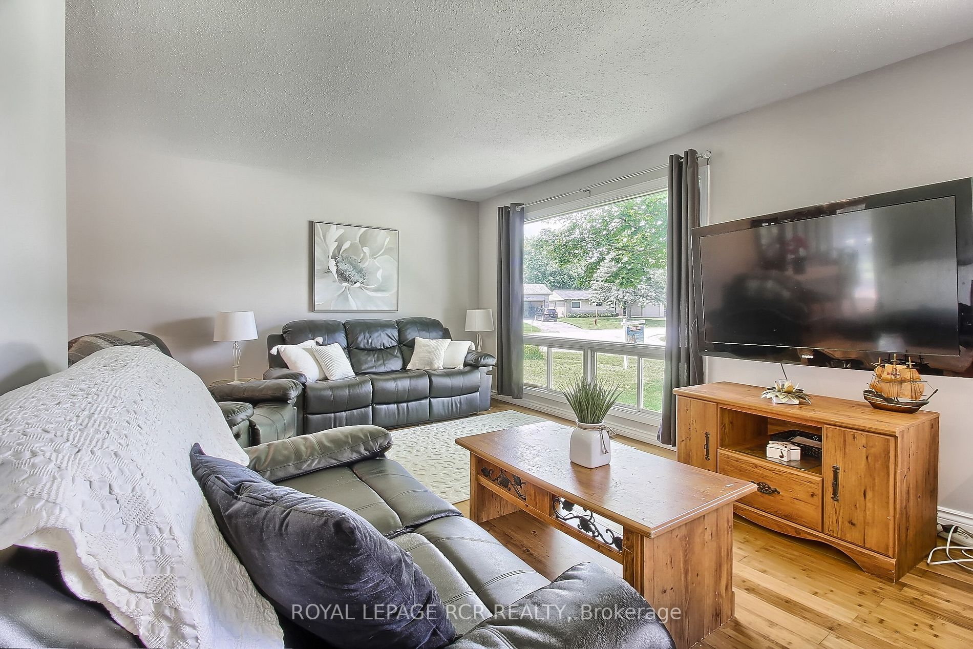 240 Sunset Crescent