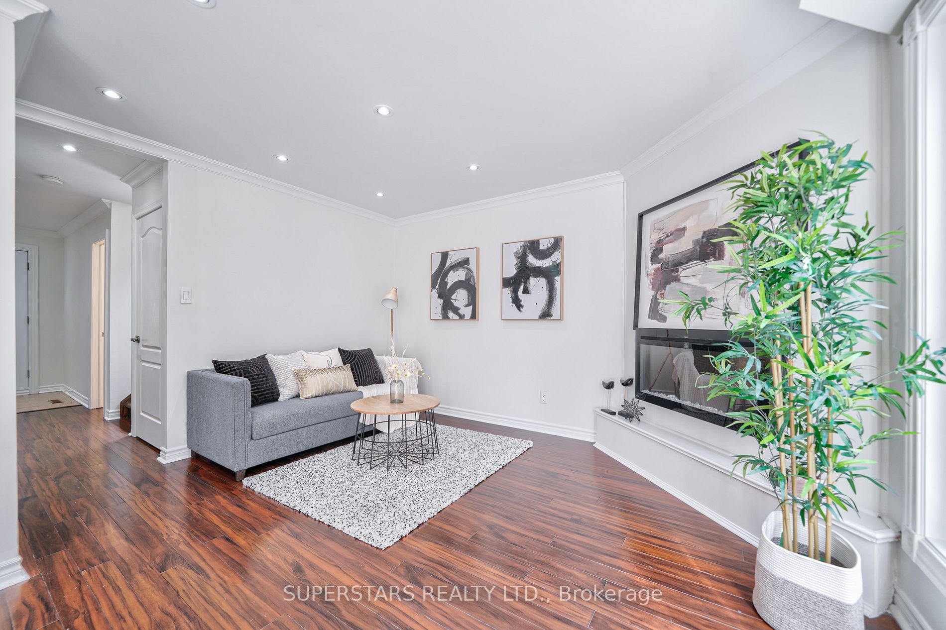 172 Stephenson Cres