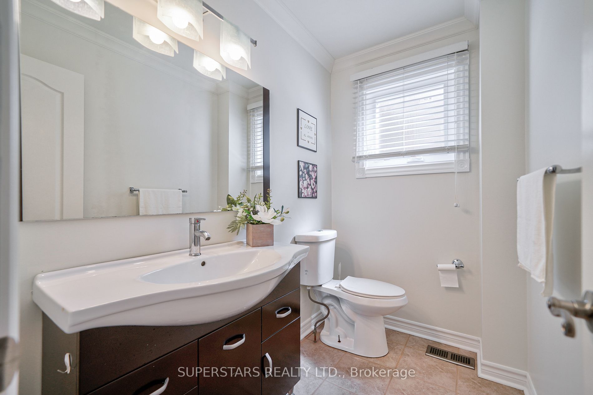 172 Stephenson Cres