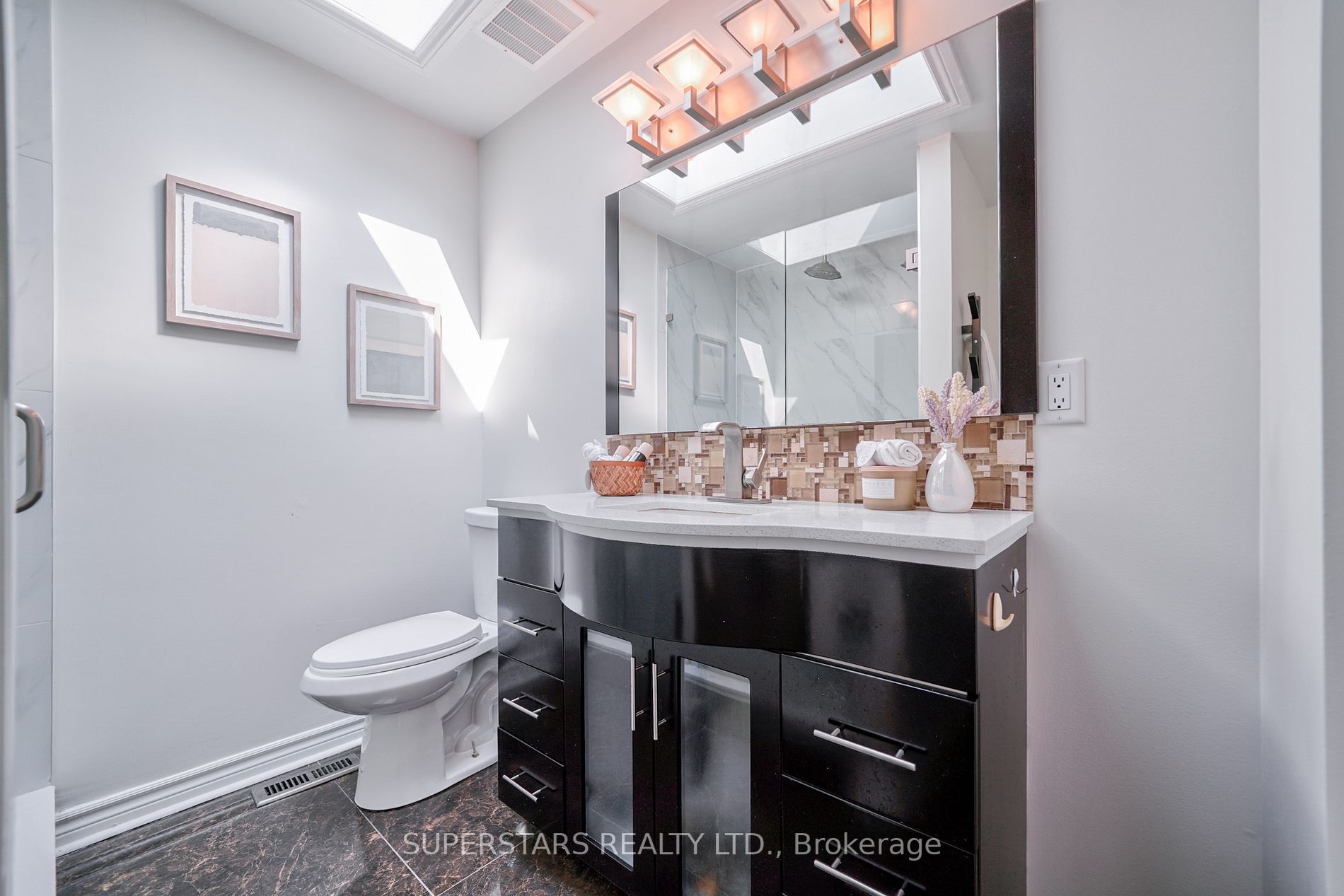 172 Stephenson Cres