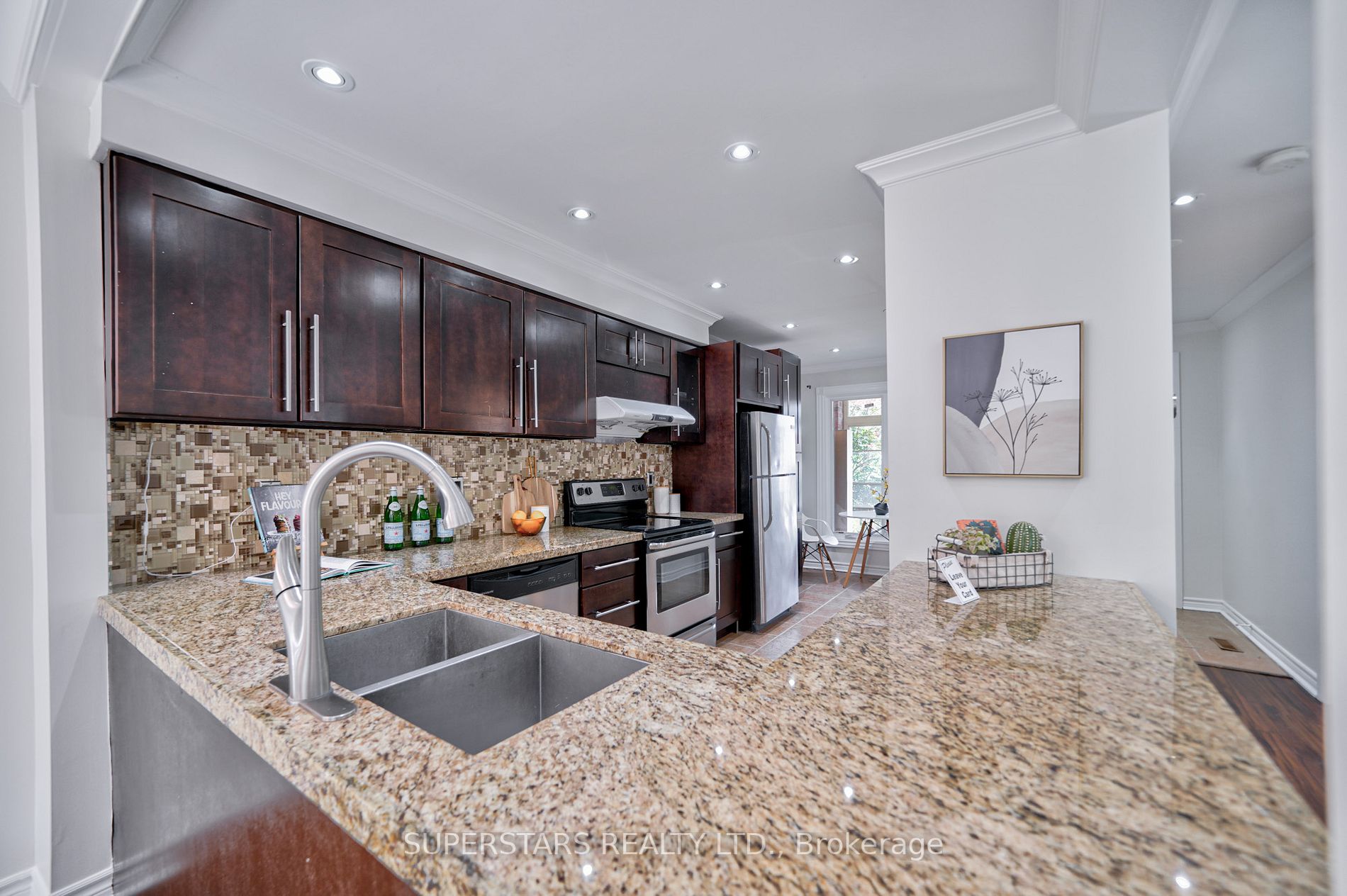 172 Stephenson Cres