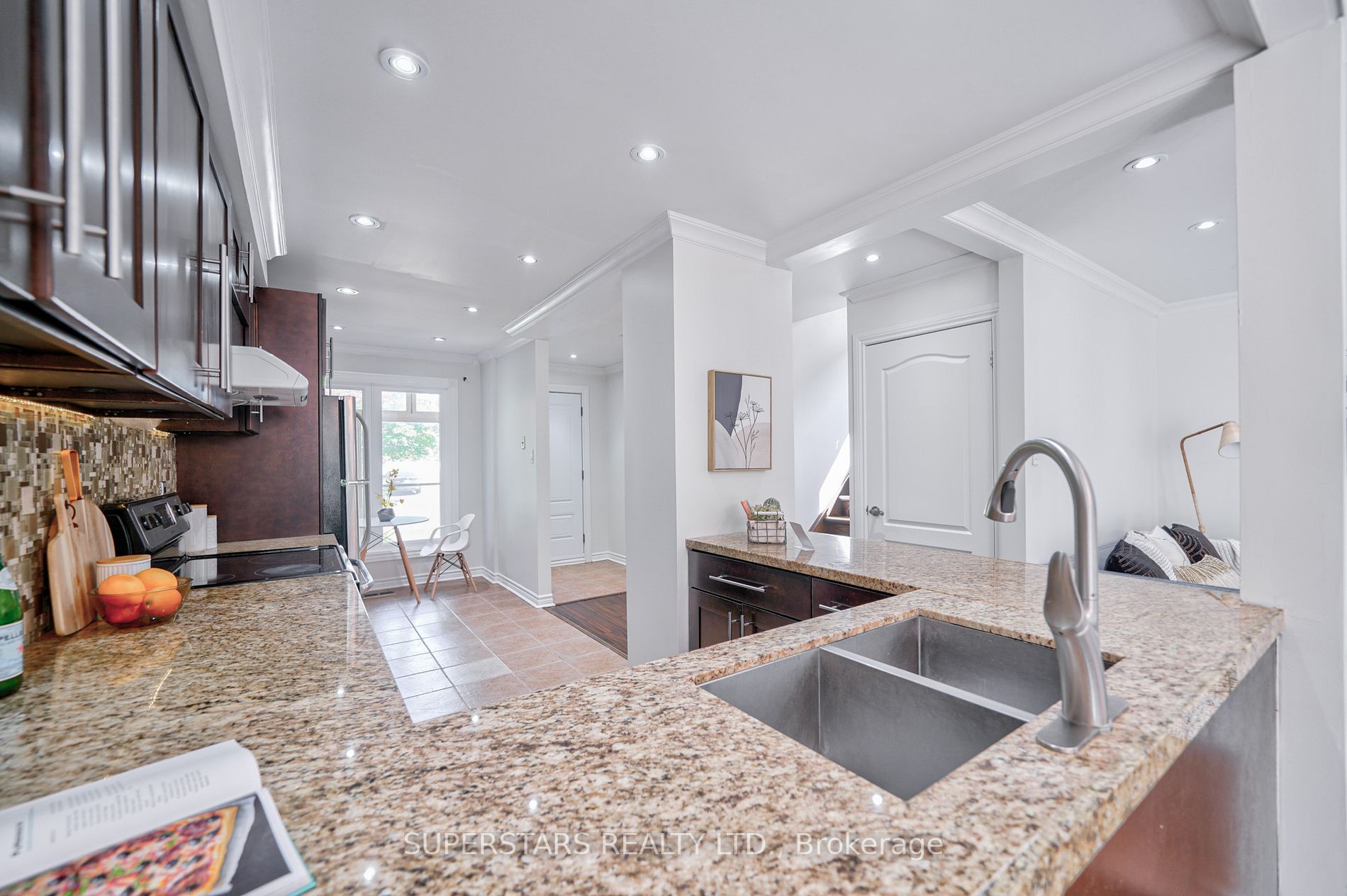 172 Stephenson Cres