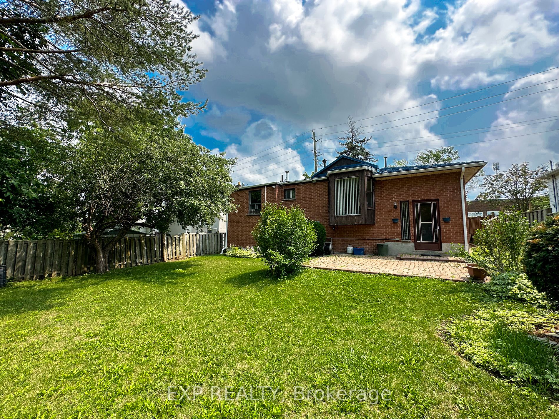 36 Glen Cameron Rd