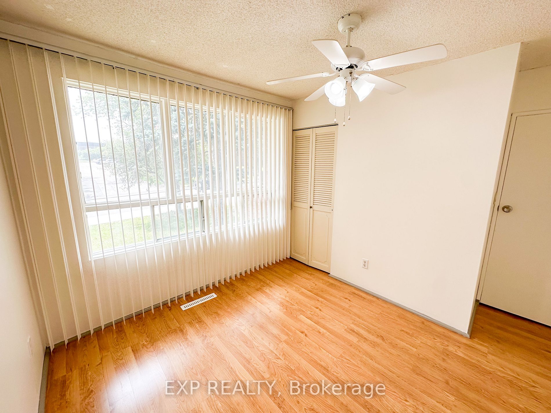 36 Glen Cameron Rd