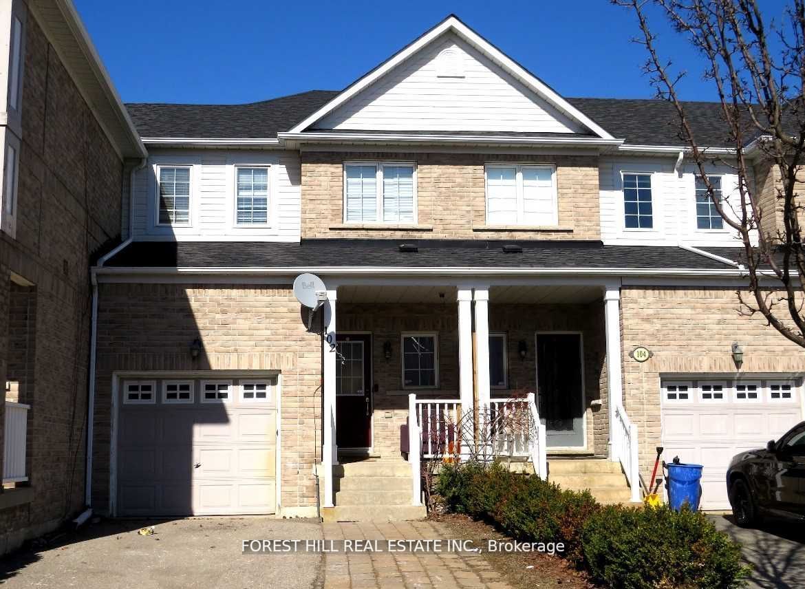 102 Lowther Ave