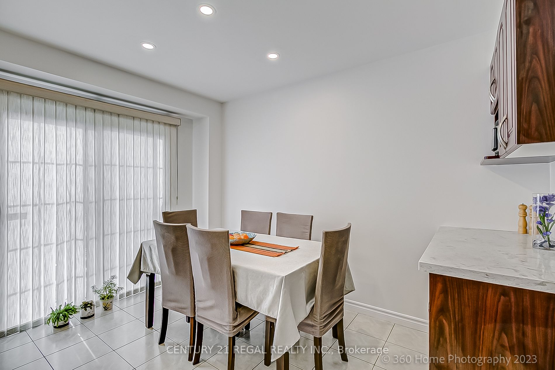 56 Prince Charles Way