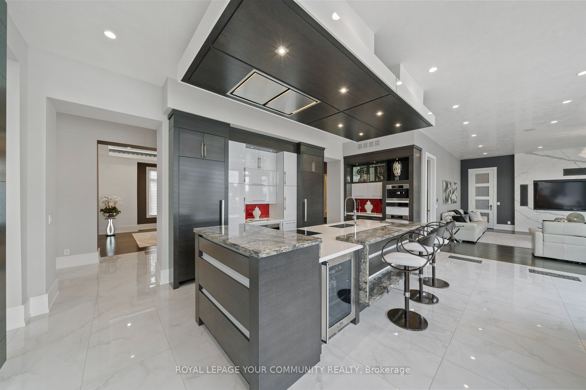 21 Northern Pines Blvd