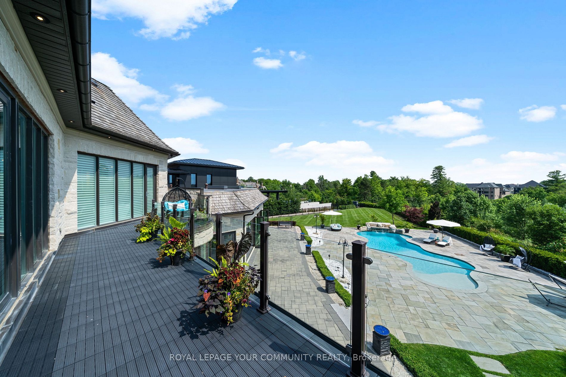 21 Northern Pines Blvd