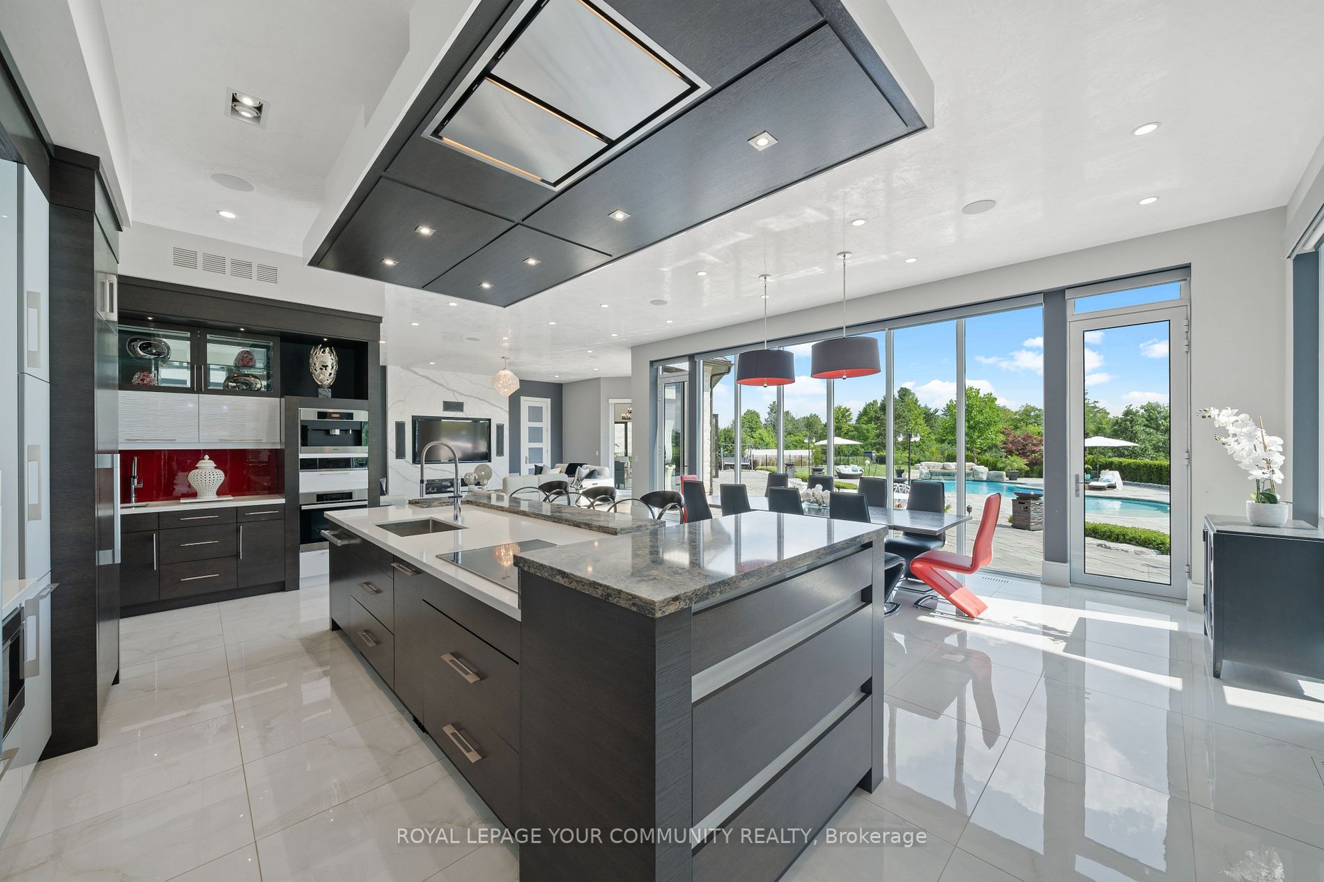 21 Northern Pines Blvd