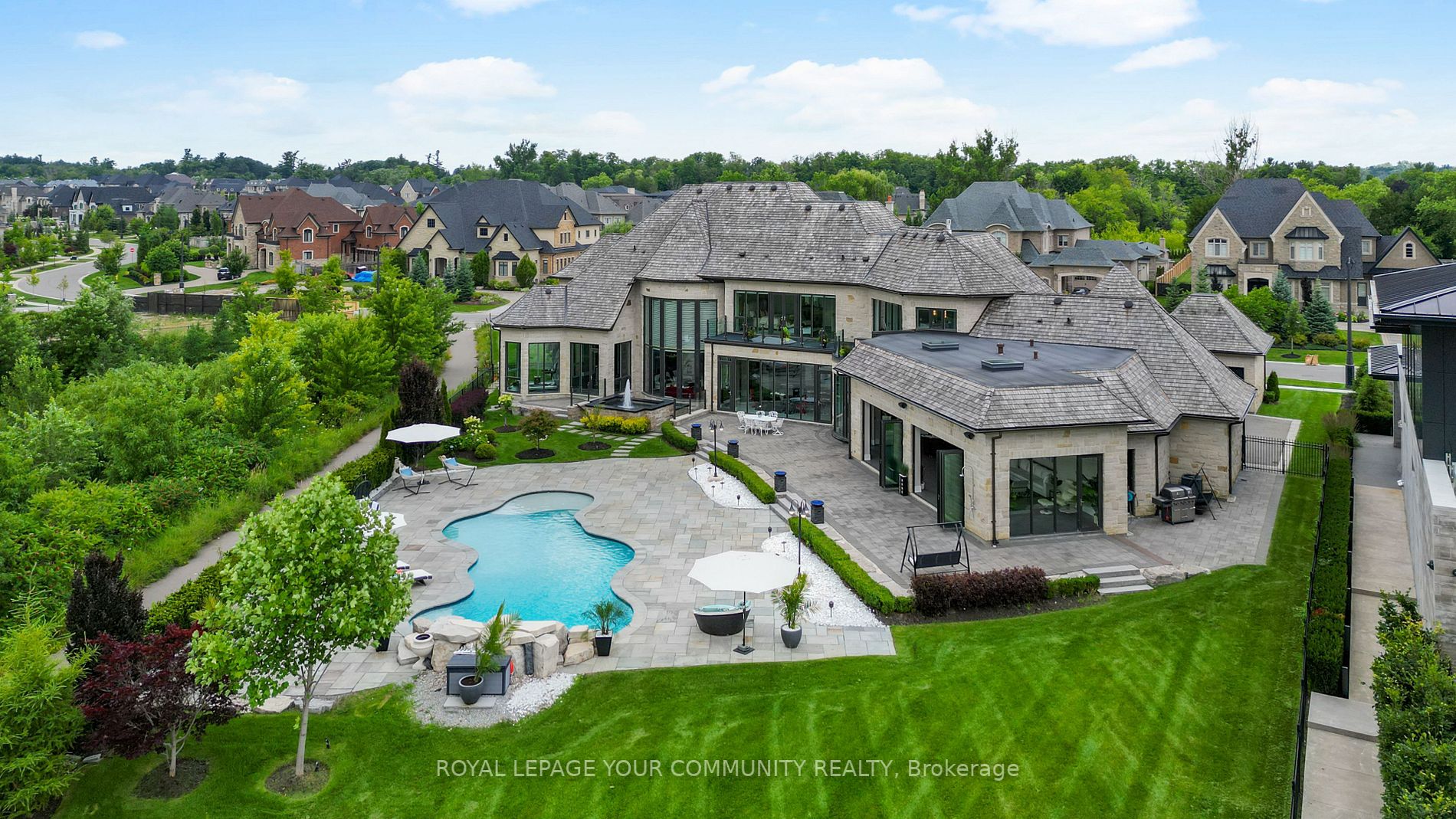 21 Northern Pines Blvd