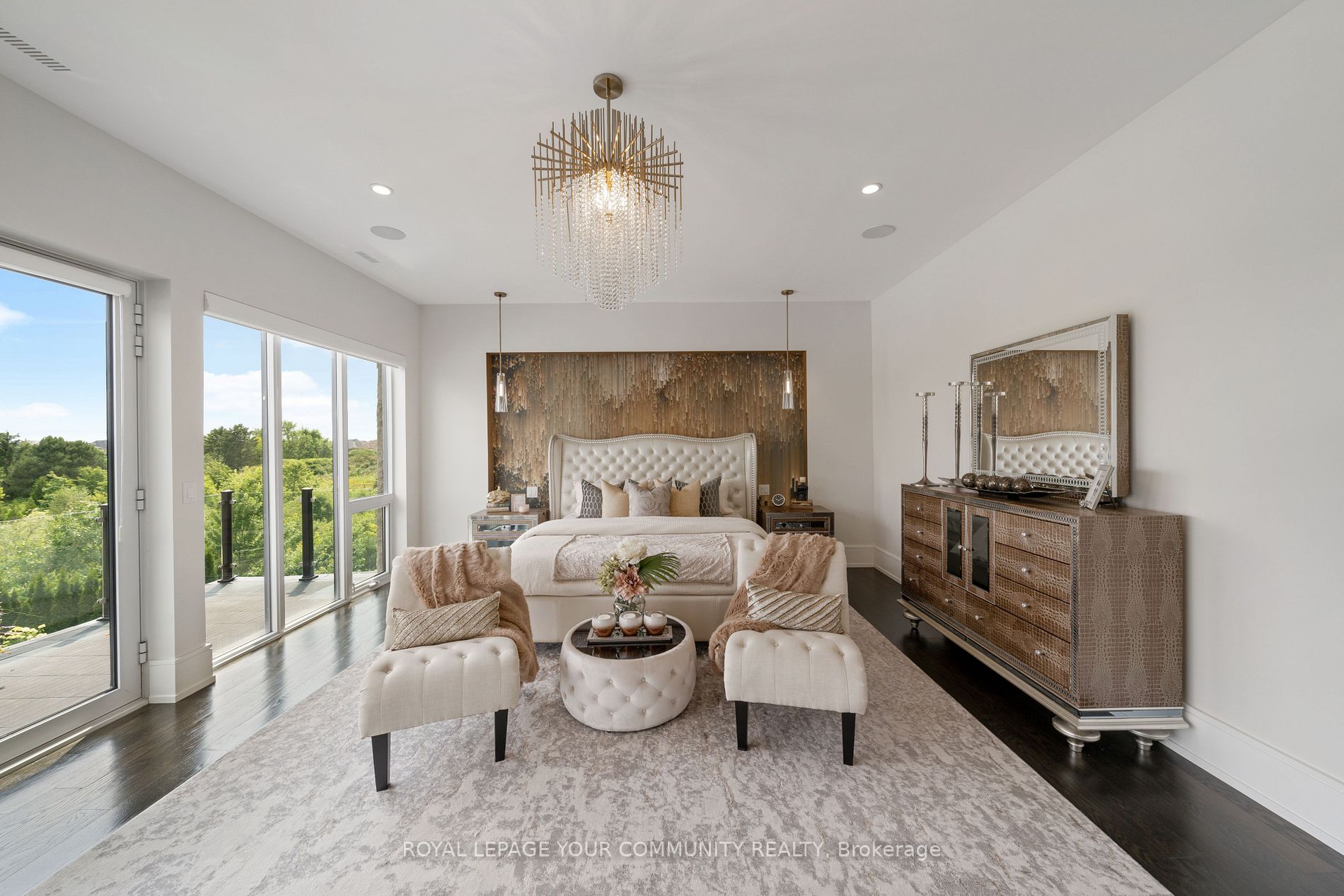 21 Northern Pines Blvd