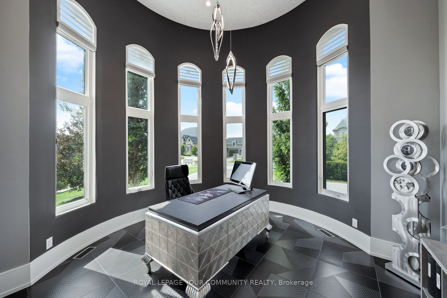 21 Northern Pines Blvd