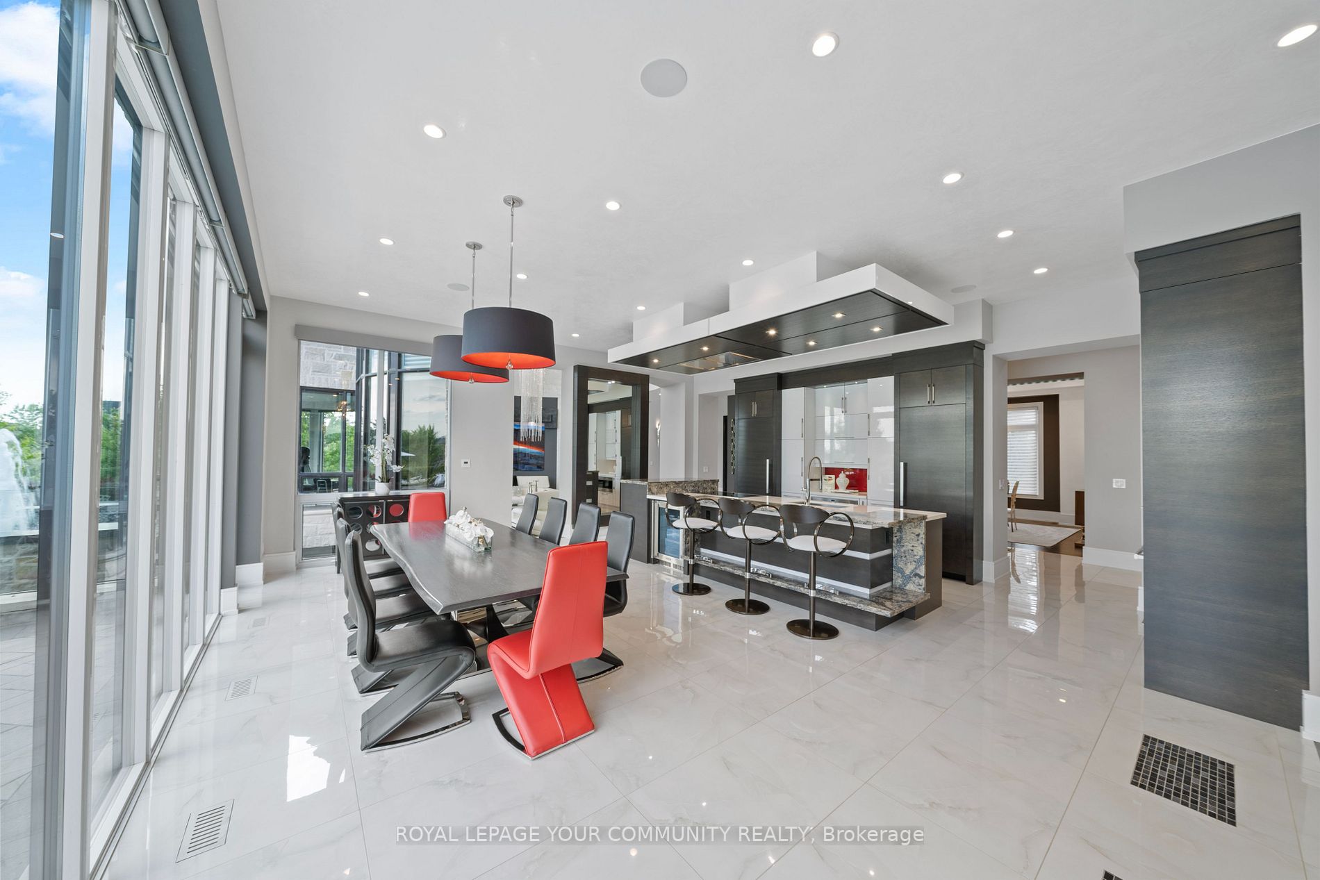 21 Northern Pines Blvd