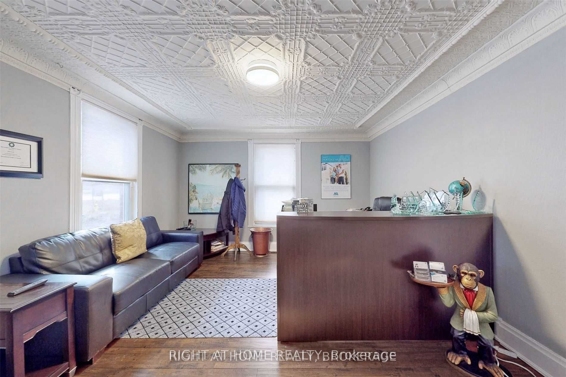 13066 Keele St