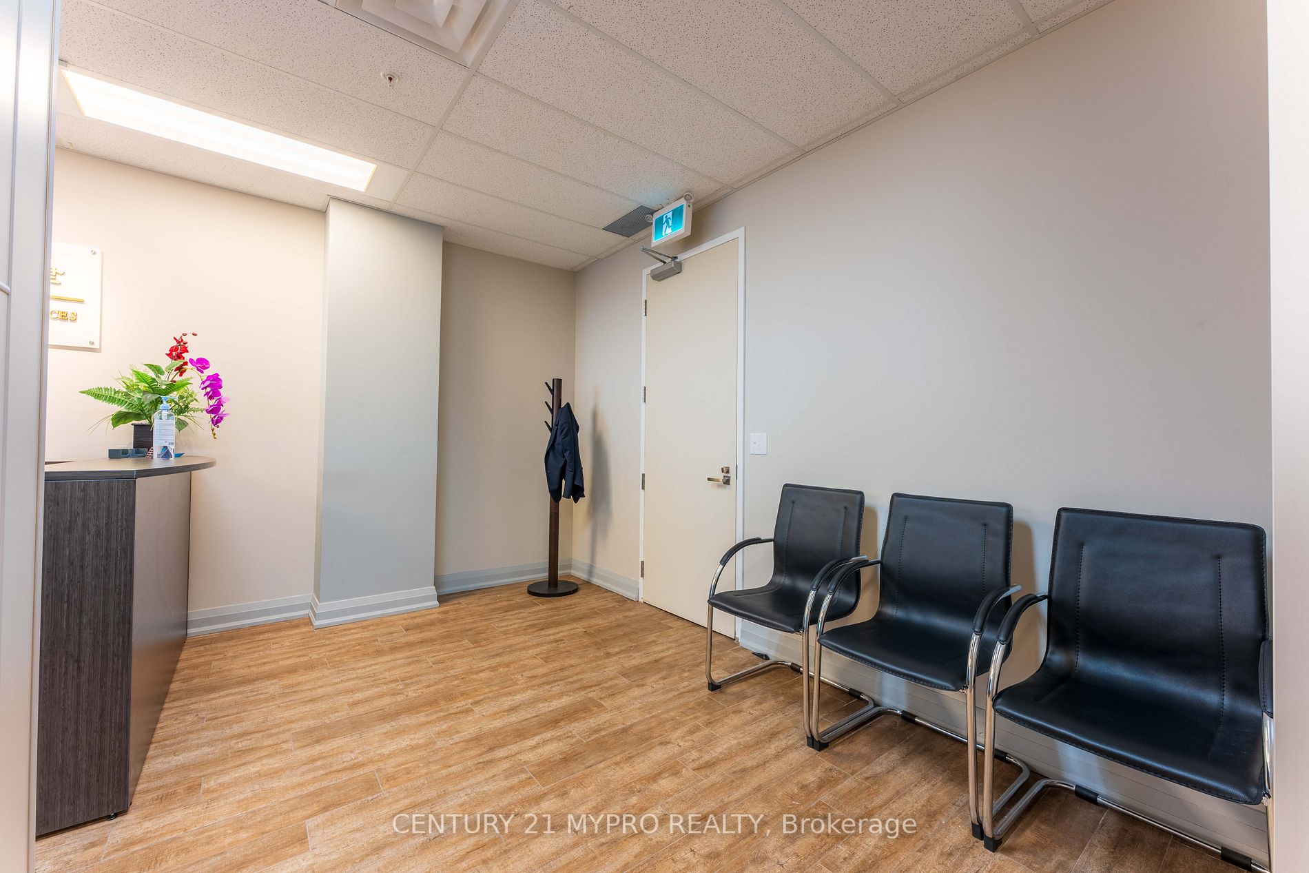 7191 Yonge St, #605