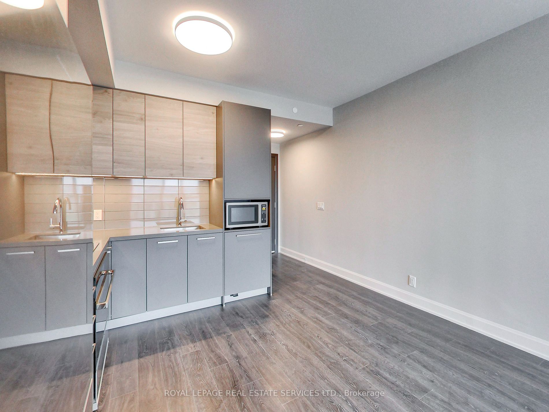 38 Gandhi Lane #1902