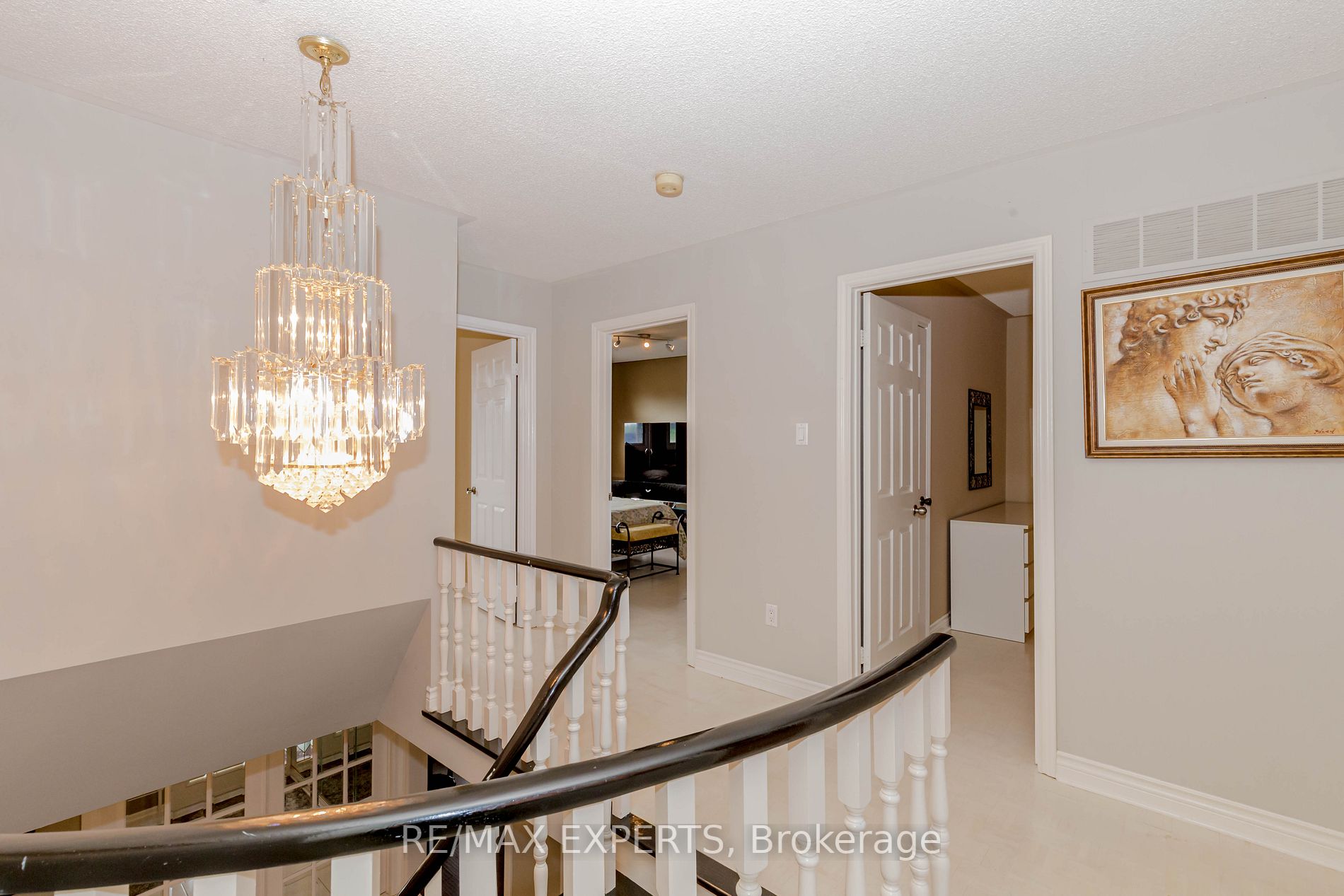 166 Killian Rd