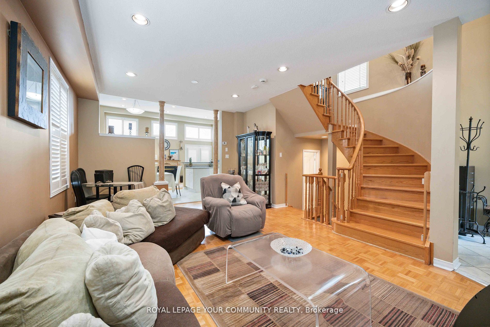 90 Seafield Rd