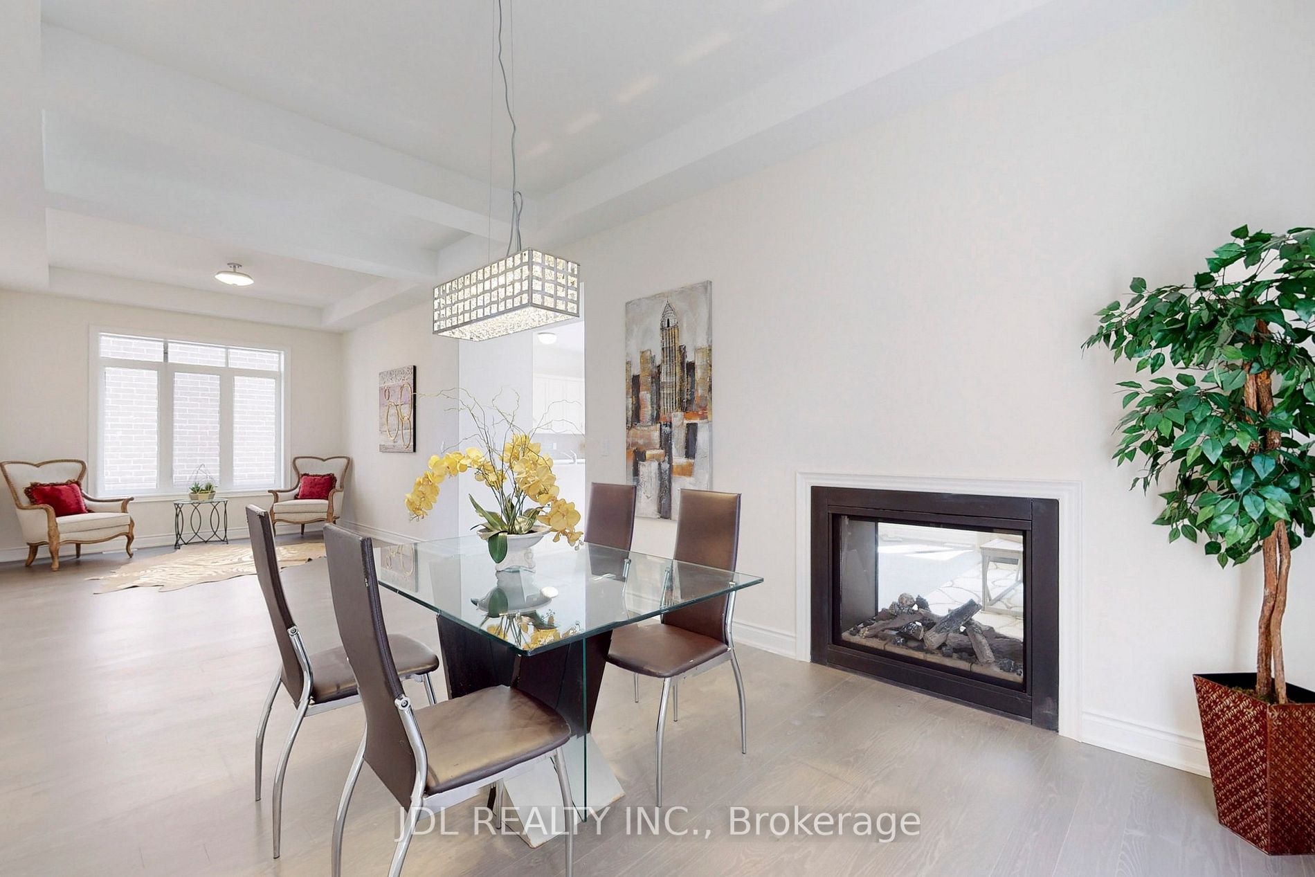 3 Ballanview Crt