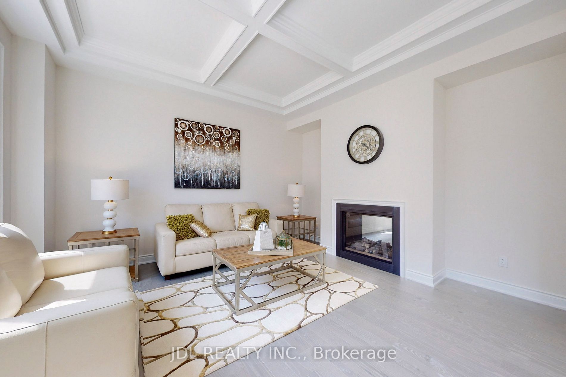 3 Ballanview Crt