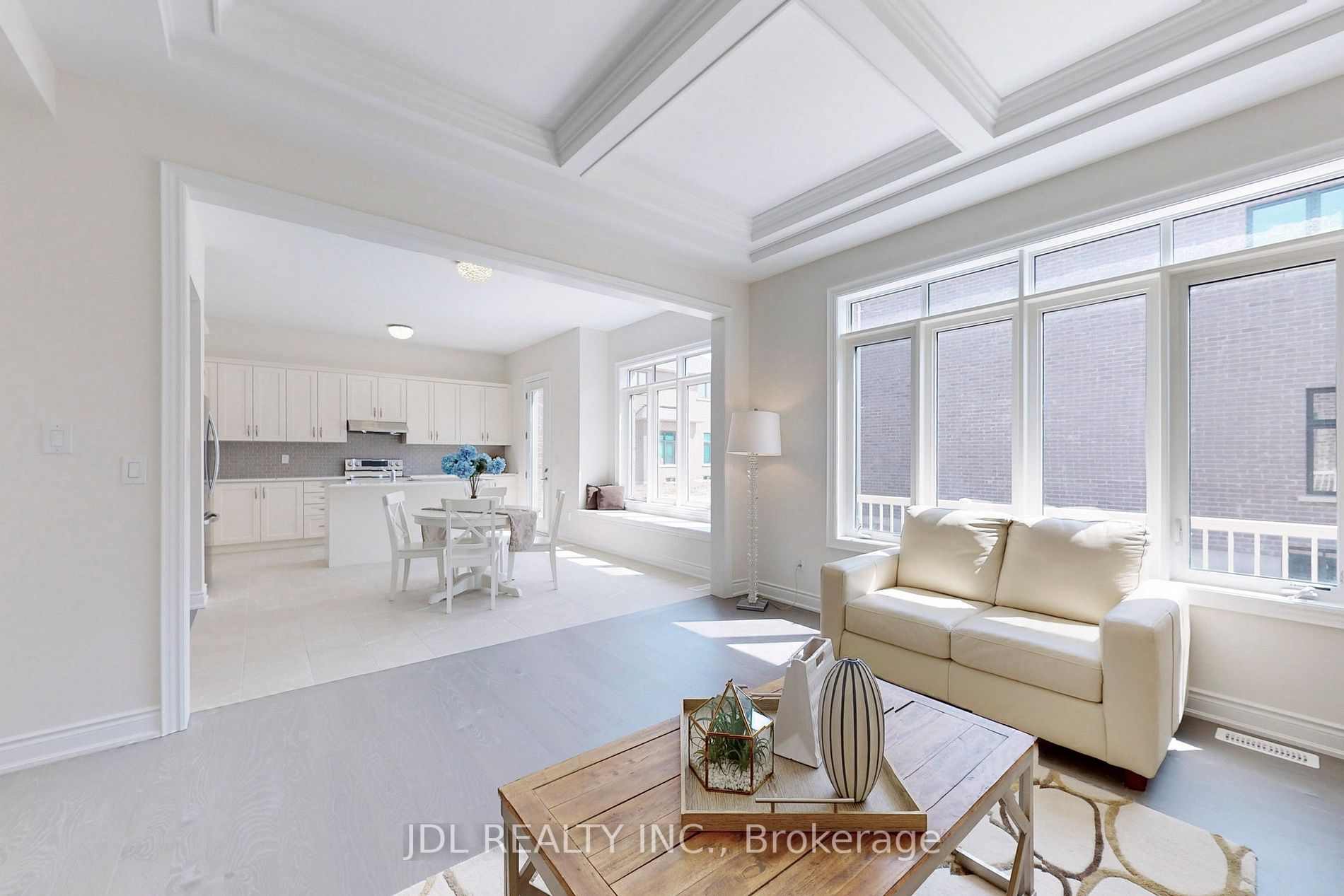 3 Ballanview Crt