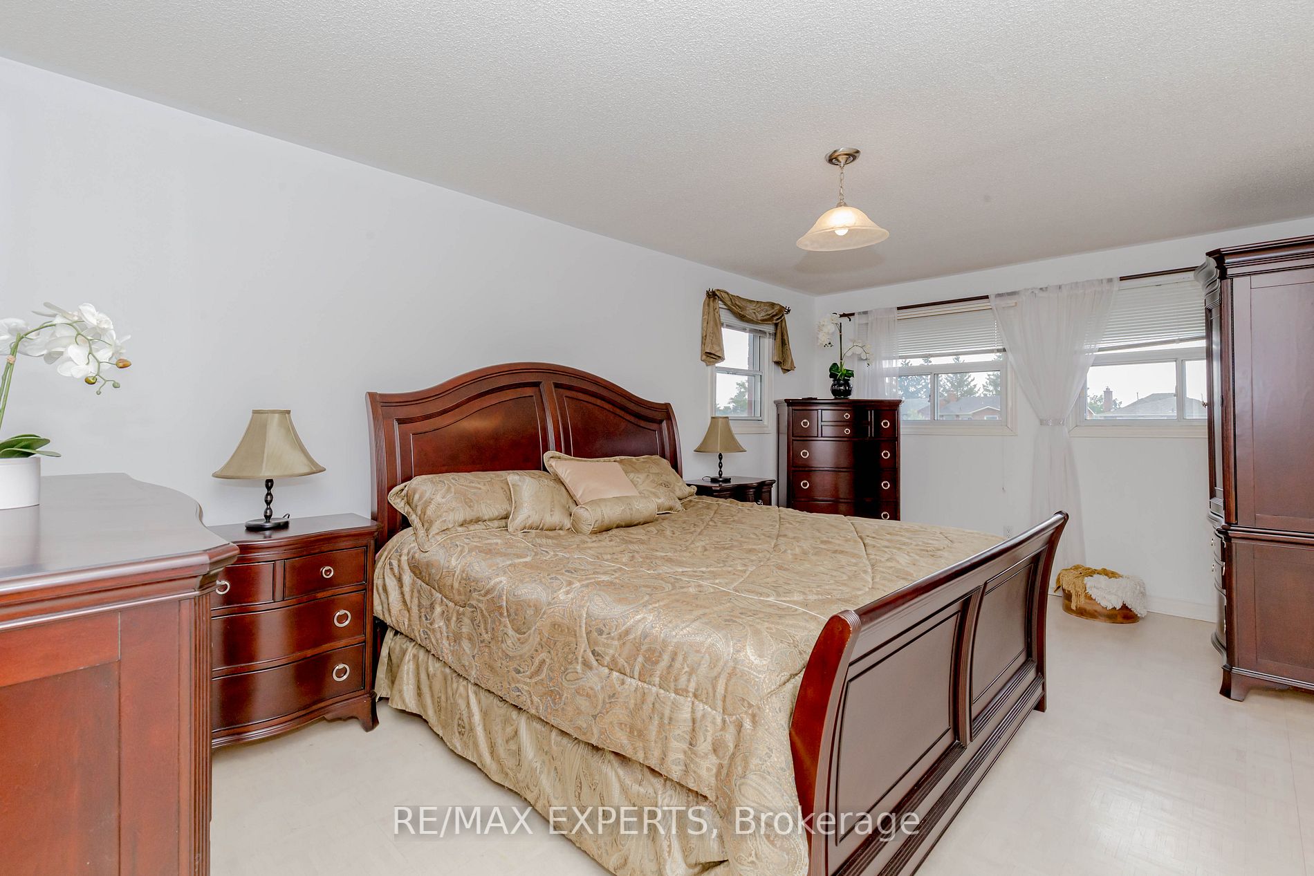 166 Killian Rd
