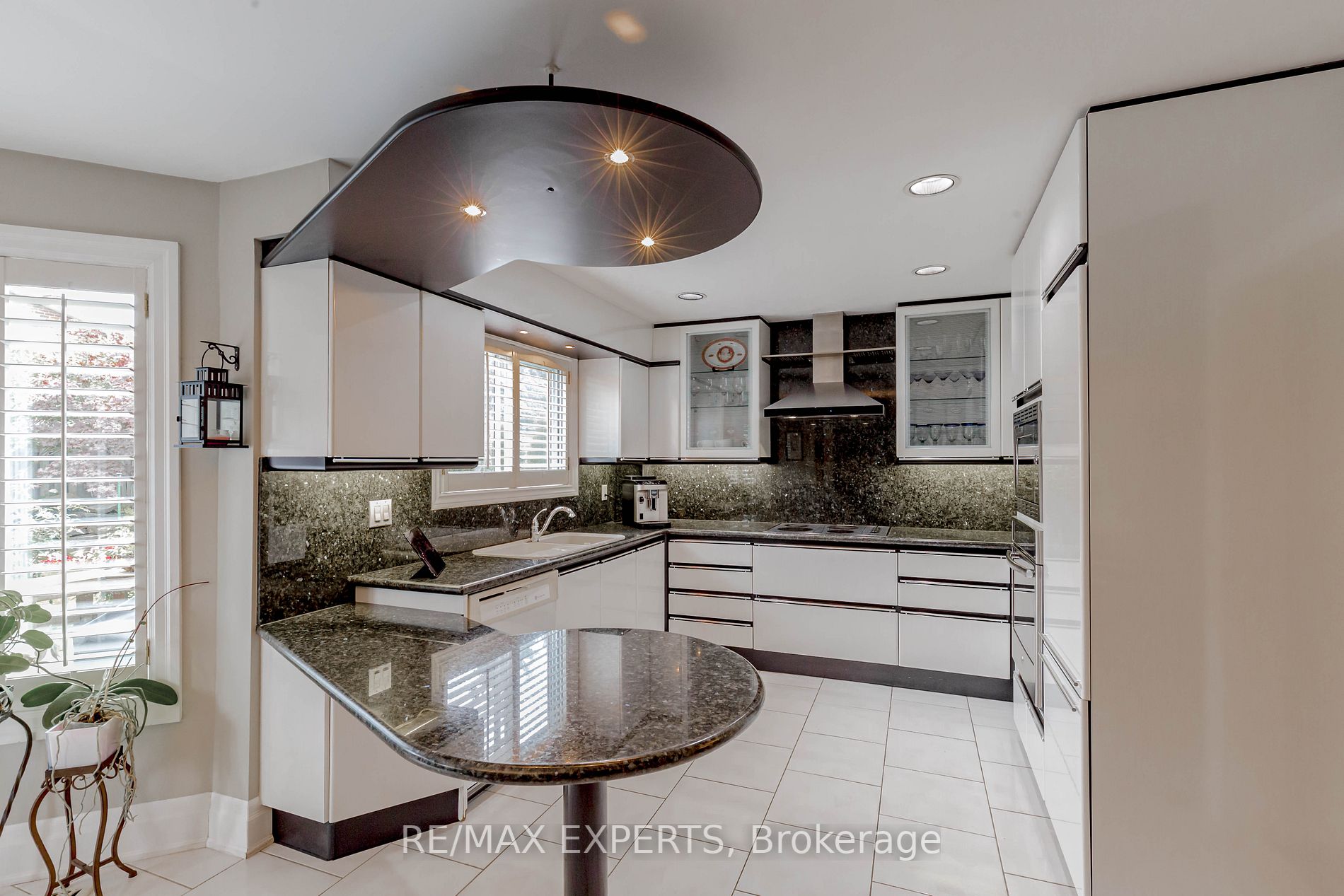 166 Killian Rd