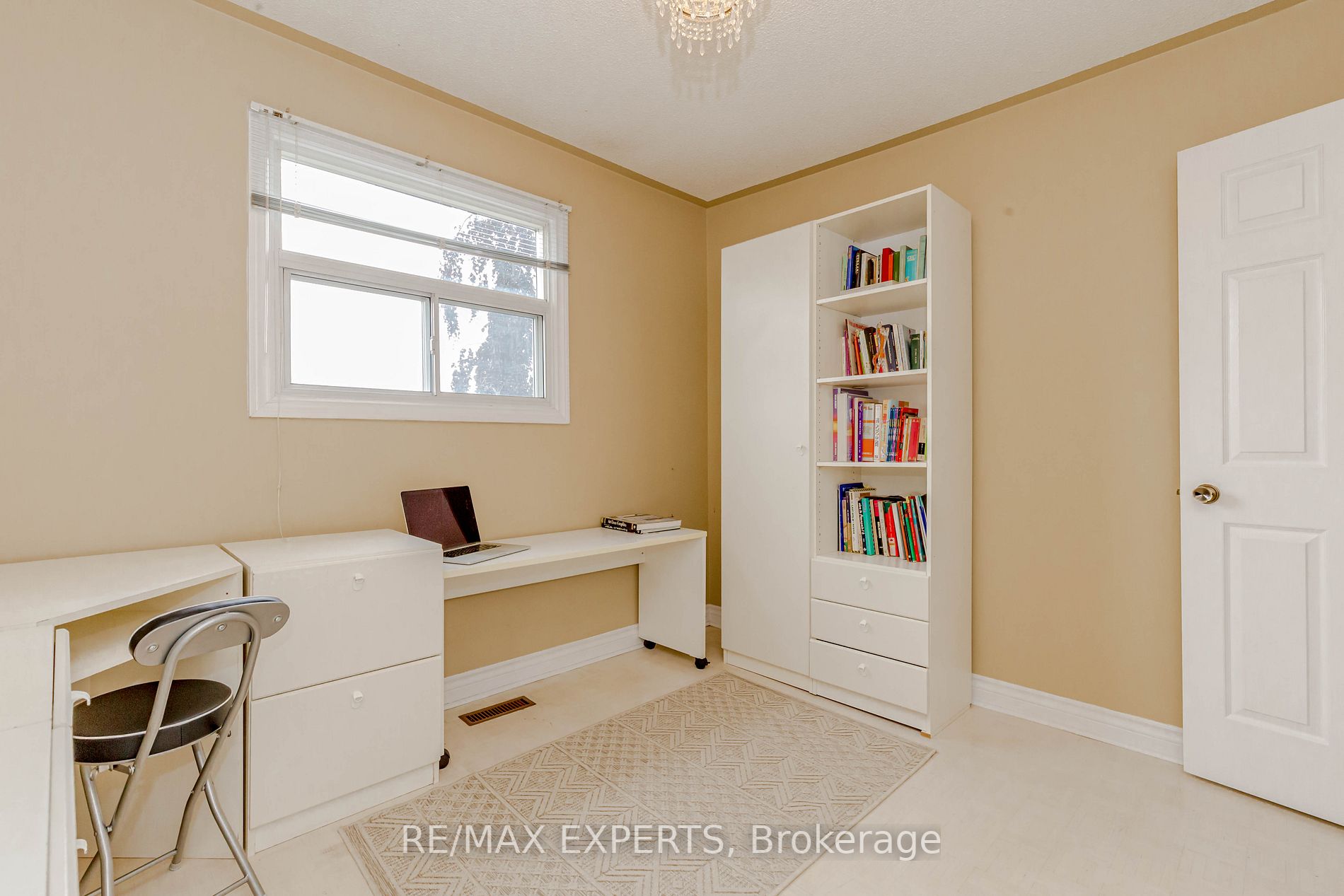 166 Killian Rd