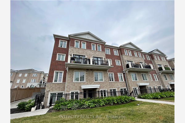 26 Bruce St S, Vaughan