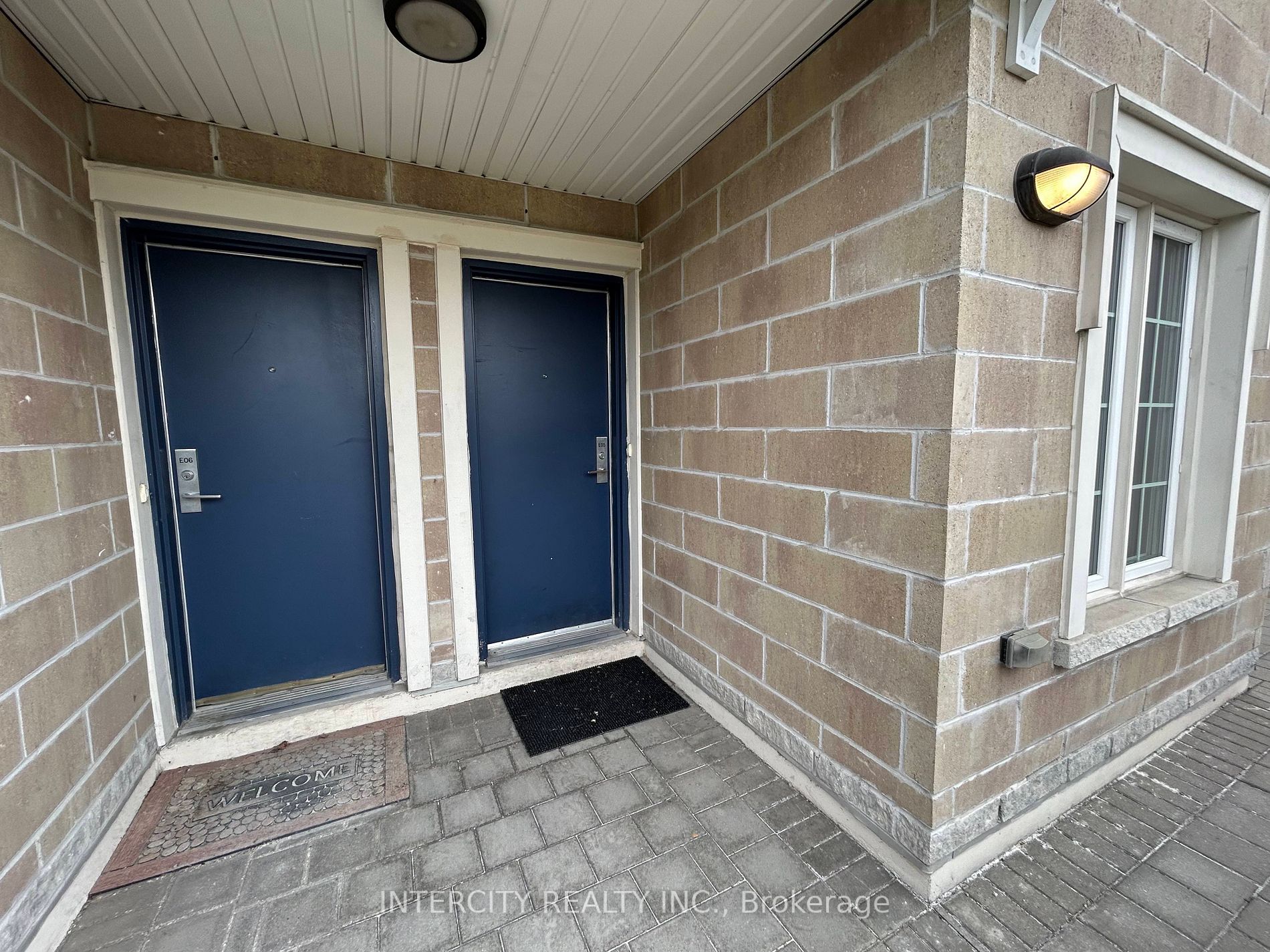 26 Bruce St S, #E05