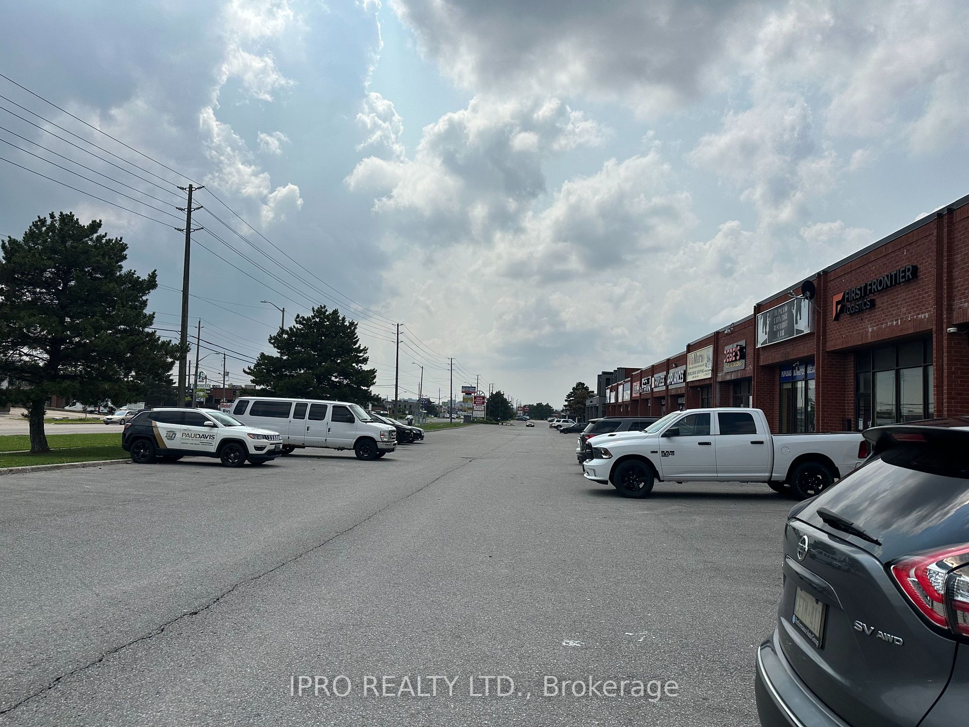 4000 Steeles Ave W, #15