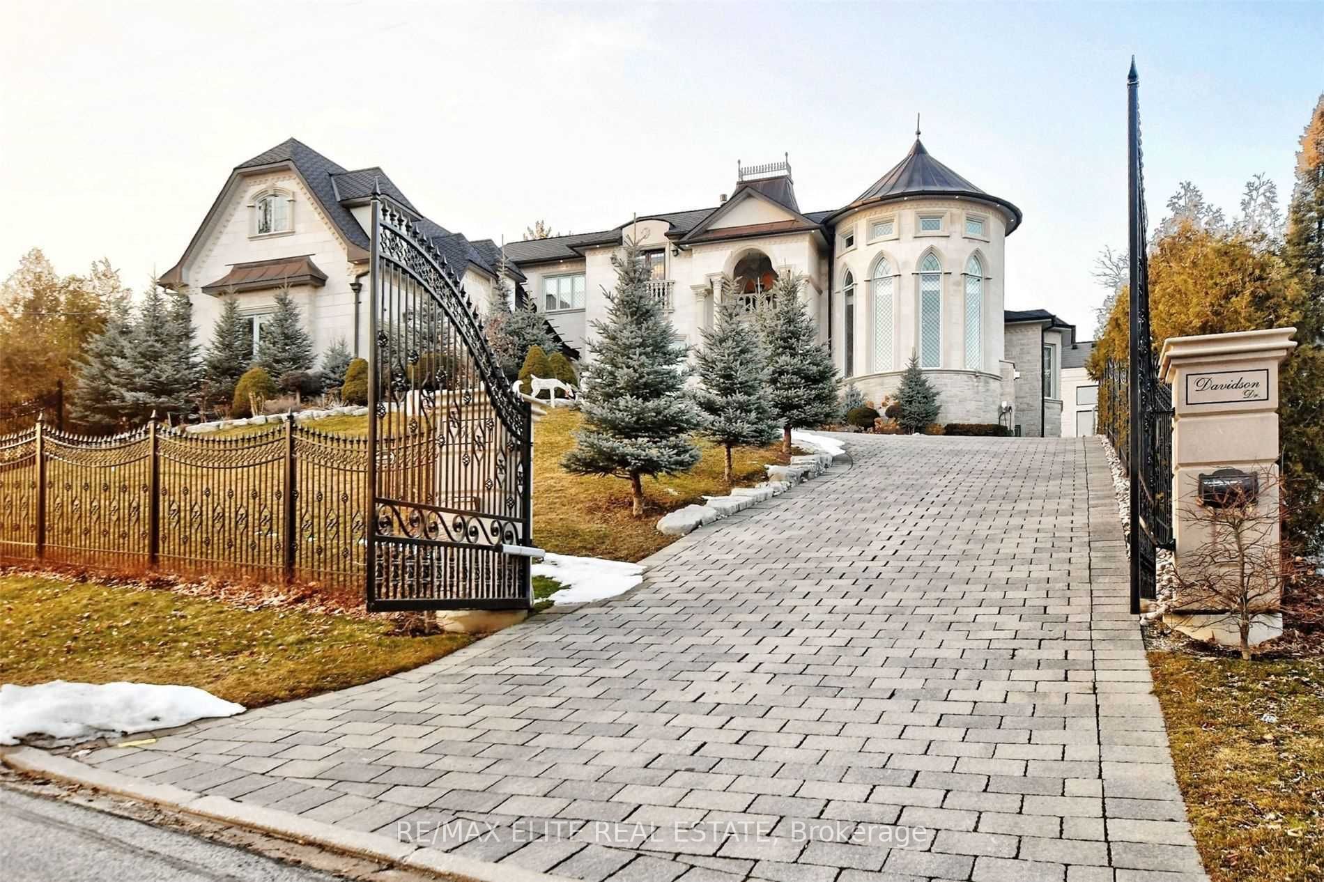 68 Davidson Dr